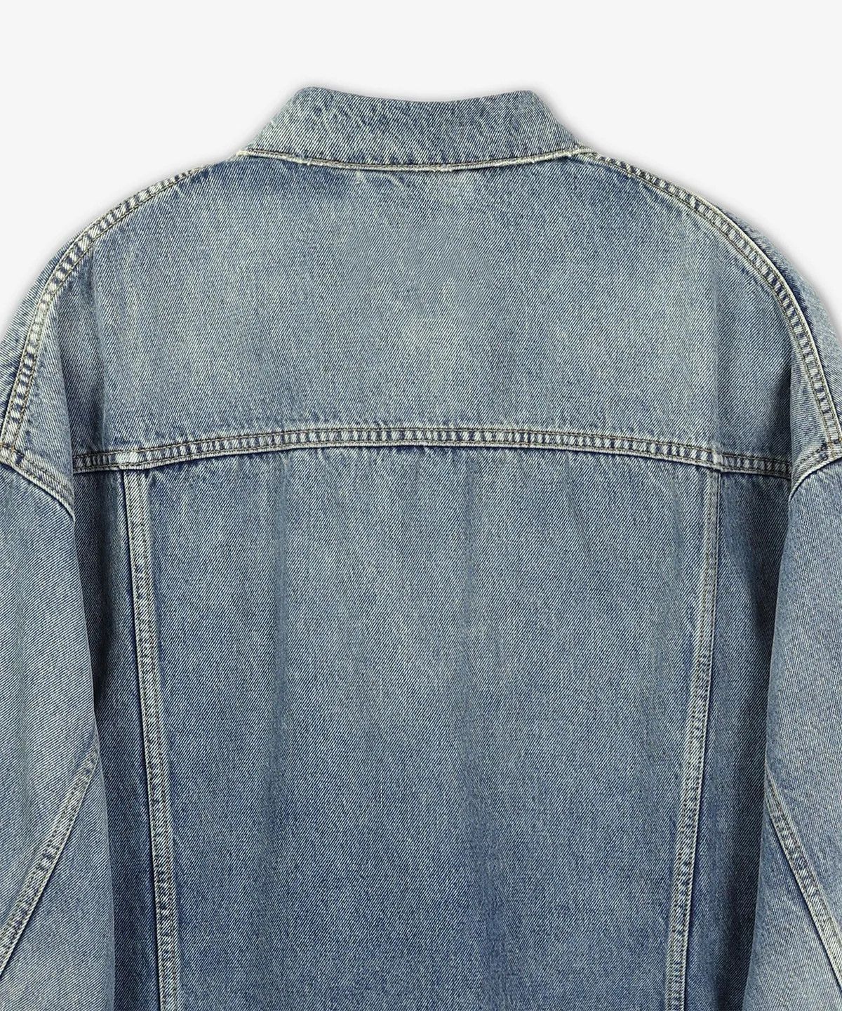 Balenciaga o1w1db10126 Denim Oversized Jacket in Blue Size US S / EU 44-46 / 1 - 5 Thumbnail
