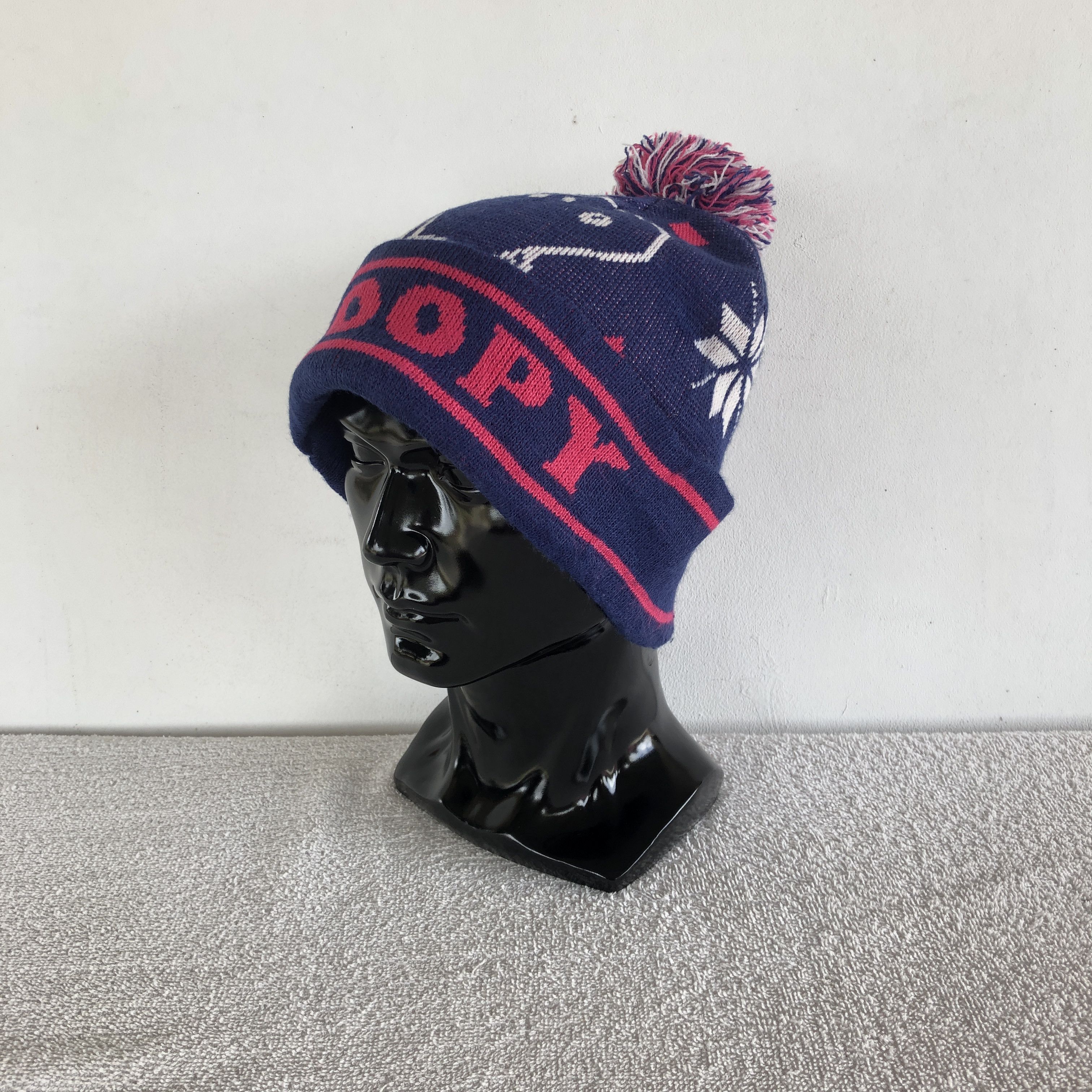 Japanese Brand Vintage 90s Snoopy Beanie Cartoon Pom Pom Snow Caps Hats Size ONE SIZE - 1 Thumbnail