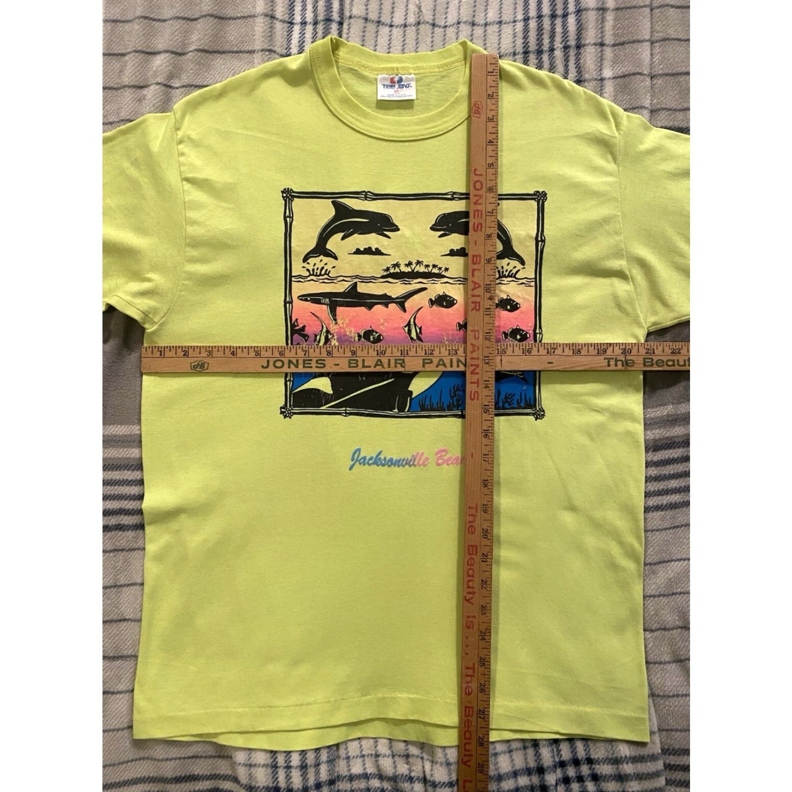 TEE JAYS VINTAGE Tee Jays 90s T-Shirt Dolphins Ocean Graphic Print Short Sleeve Crew Neck XL Yellow Mens Size US XL / EU 56 / 4 - 4 Thumbnail