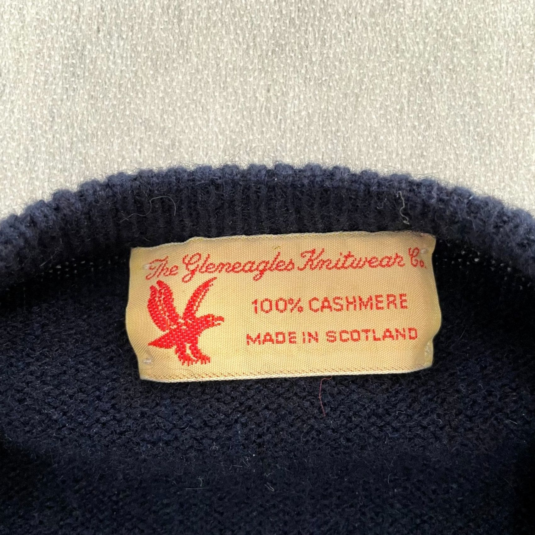 Vintage Gleneagles Knitwear Co Sweater Men Blue Cashmere V-Neck Pullover Adult M Weighted Opulence? Size US M / EU 48-50 / 2 - 4 Thumbnail