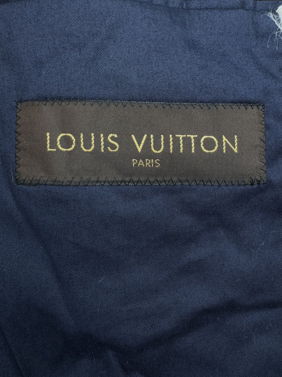 Louis Vuitton Louis Vuitton navy blue pinstripe 2 buttons unlined blazer Size 40R - 9 Thumbnail