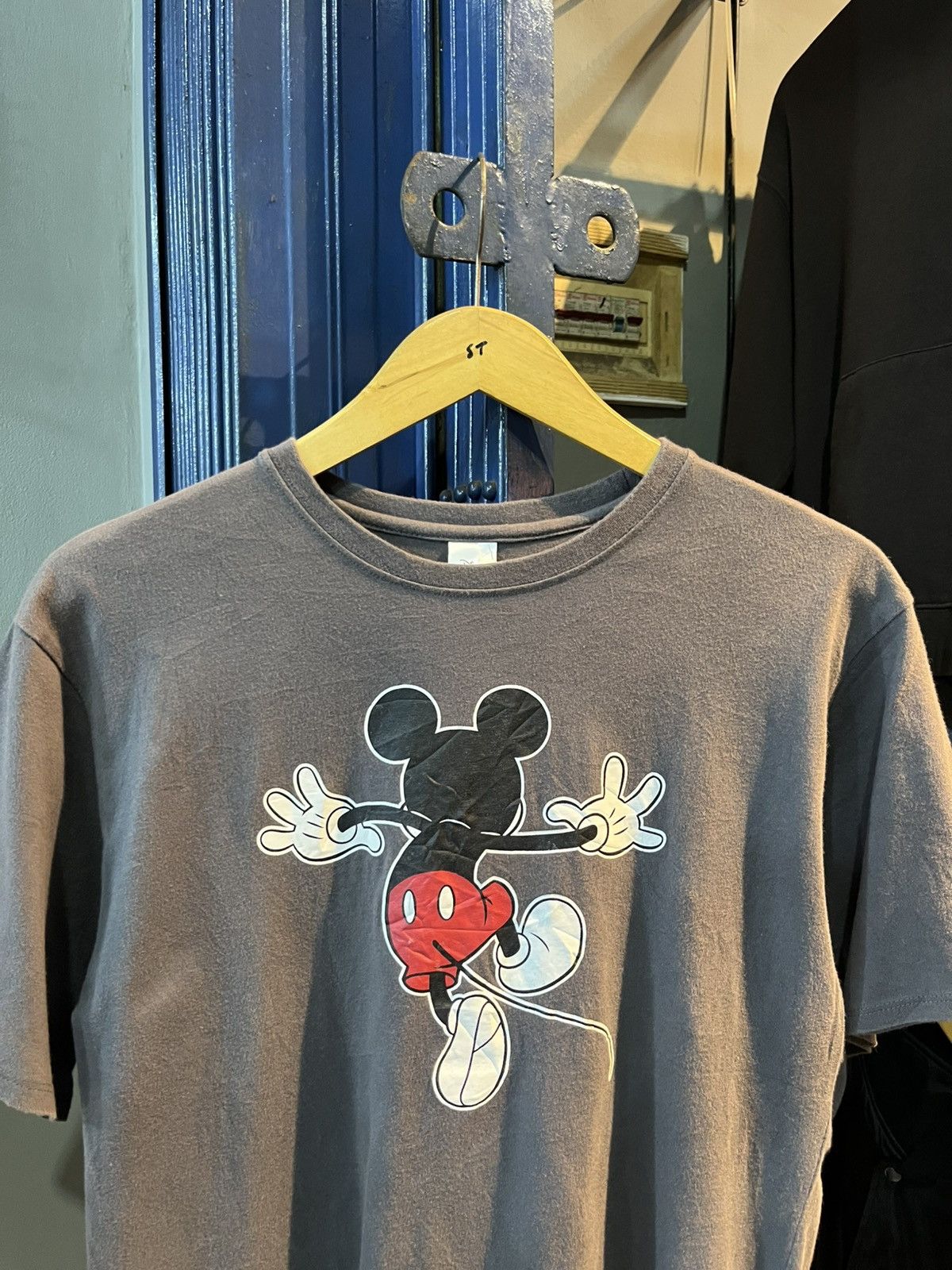 Disney Vintage disney tee short sleeve Size US S / EU 44-46 / 1 - 2 Thumbnail