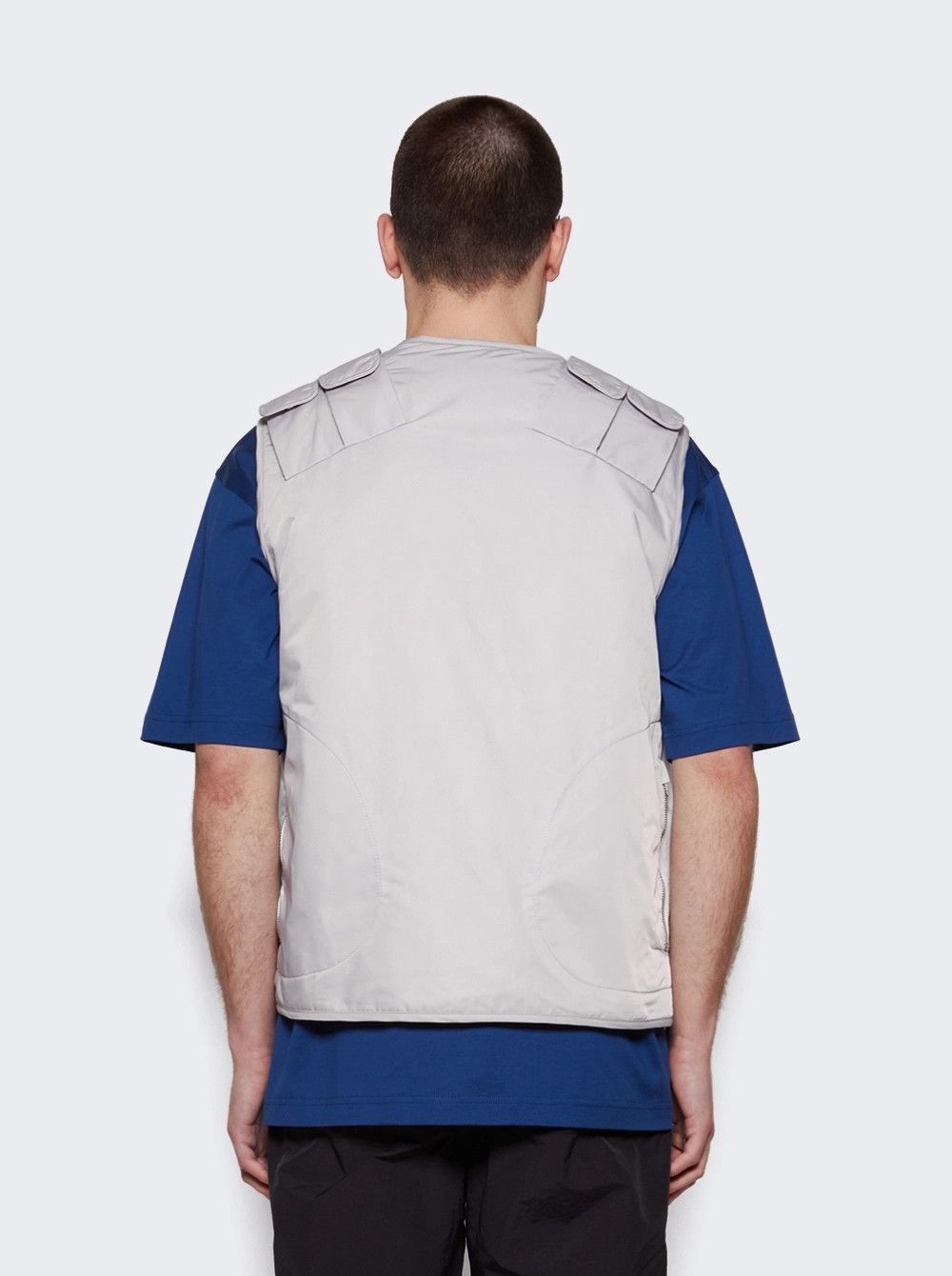Givenchy o1mle0226 Multipocket Sleeveless Vest in Pearl Grey Size US L / EU 52-54 / 3 - 5 Thumbnail