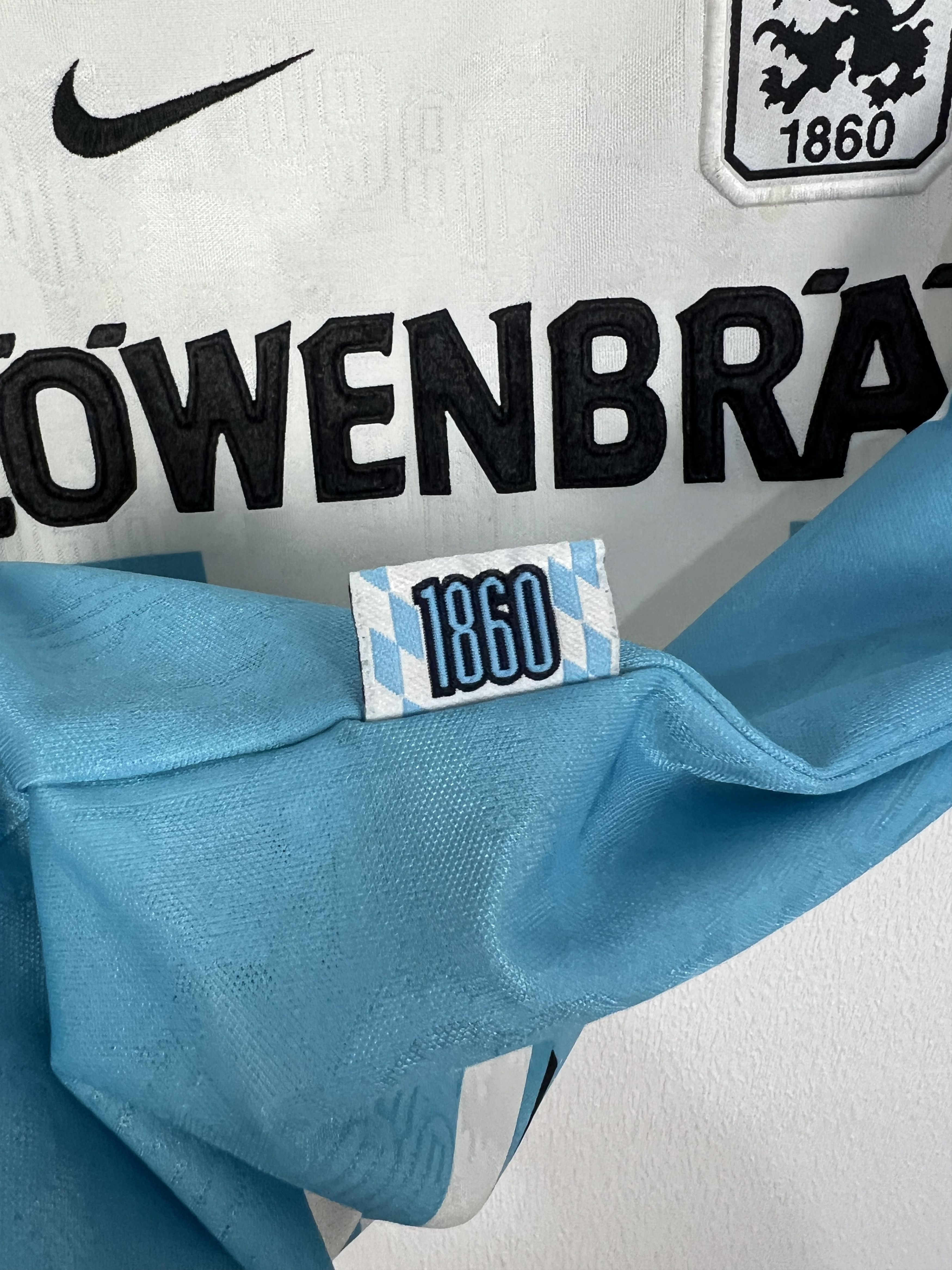 Nike 1860 Munich Home football shirt 1995 Soccer Nike Jersey Size US S / EU 44-46 / 1 - 7 Thumbnail