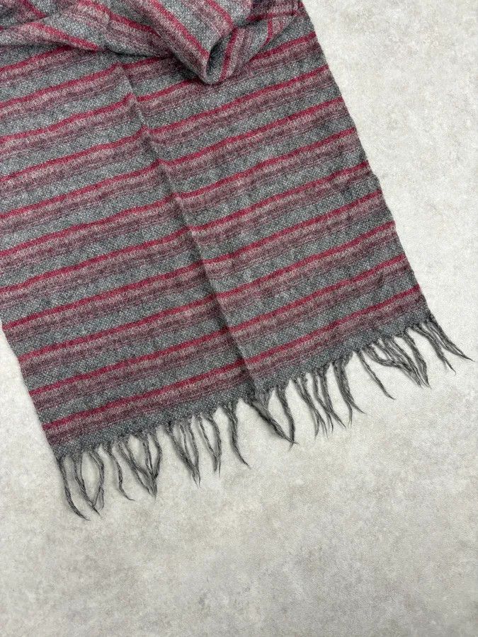 Gucci 2000s Gucci Red & Grey Striped Wool Scarf Size ONE SIZE - 7 Thumbnail