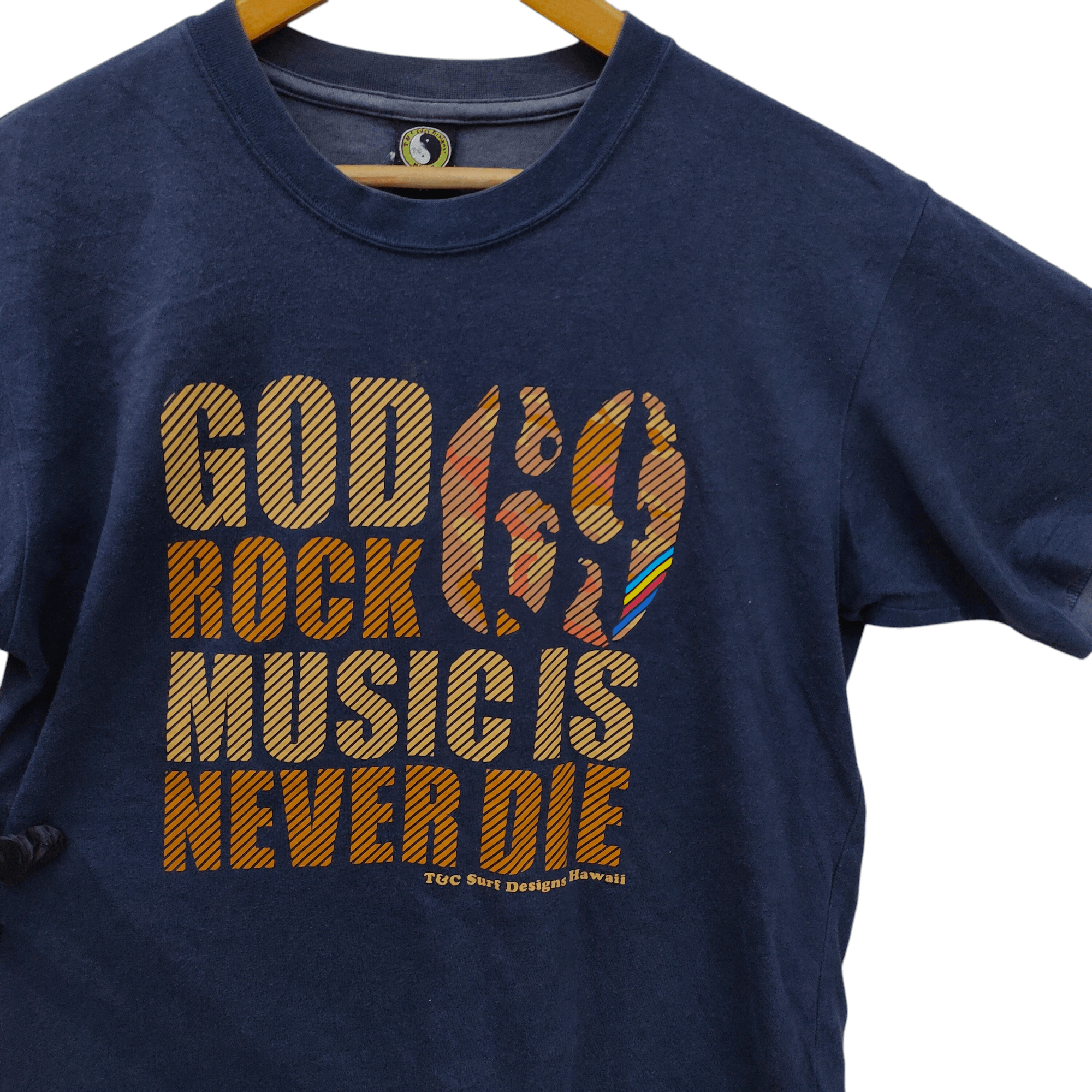 Vintage Vintage T&C God Rock Music Is Never Die Surf x Rock Fusion Size US M / EU 48-50 / 2 - 4 Thumbnail