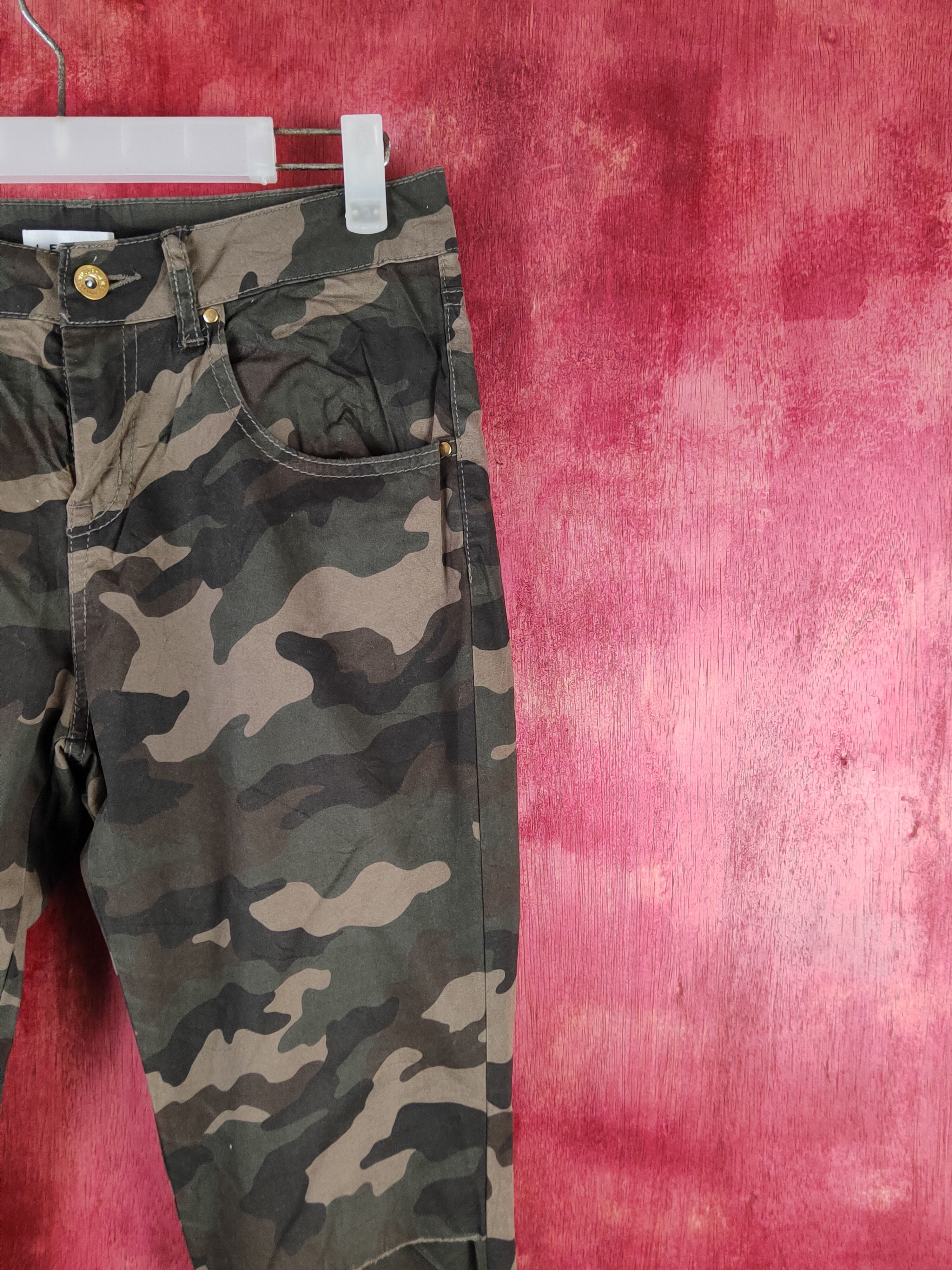 Japanese Brand × LOWRYS FARM Lepsim-Lowrys Farm Ripped Camouflage Pants #S2213 Size 28" / US 6 / IT 42 - 5 Thumbnail