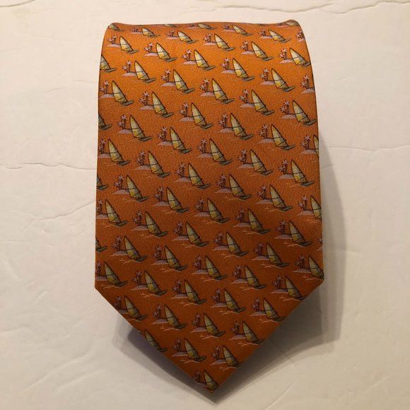 Salvatore Ferragamo SALVATORE FERRAGAMO MEN'S NEW 100%SILK TIE WIDTH: 3 1/2" Size ONE SIZE - 1 Thumbnail