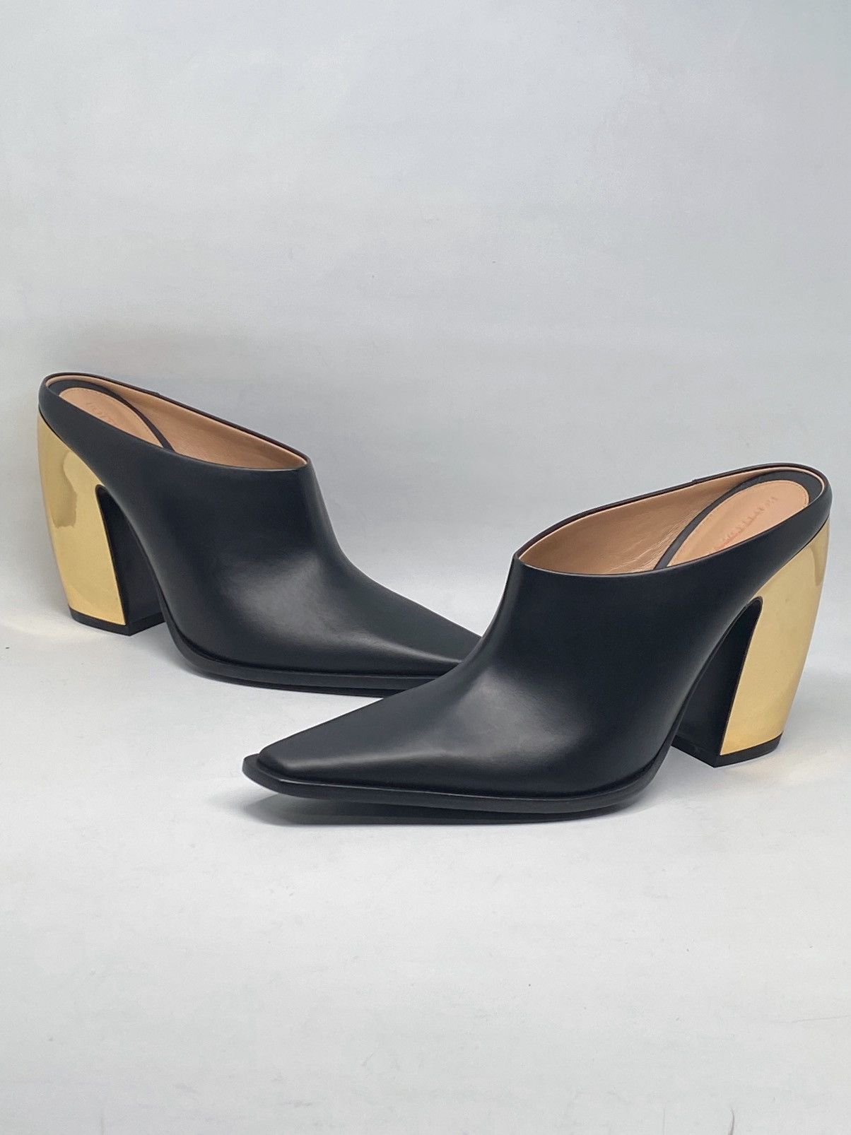 Bottega Veneta Bottega Veneta Tex leather mules size 38 Size US 8 / IT 38 - 9 Thumbnail