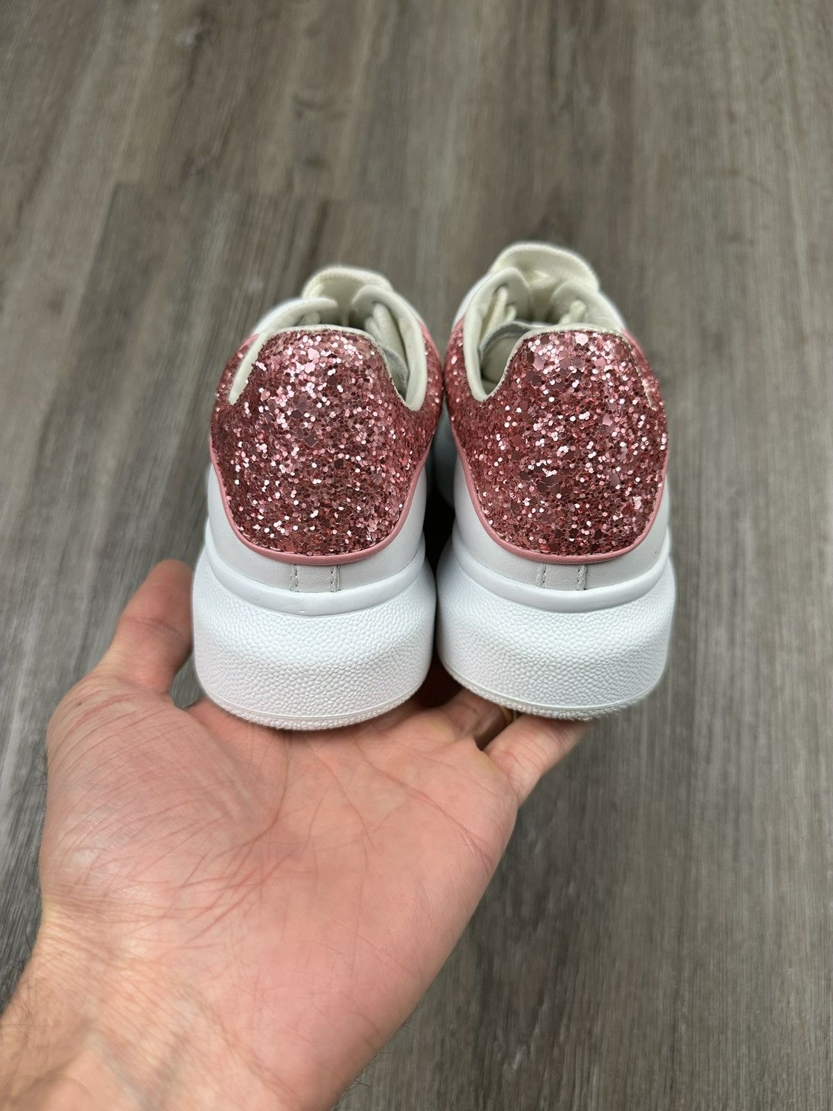 Alexander McQueen Alexander McQueen Oversized Sneaker Kids 'Pink Glitter' Size US 11.5 / IT 41.5 - 4 Thumbnail