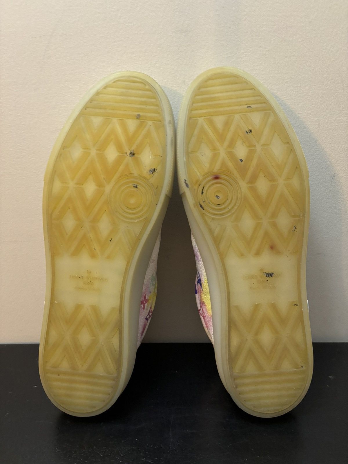 Louis Vuitton Louis Vuitton Ollie Monogram Rainbow White Size US 12 / EU 45 - 6 Thumbnail