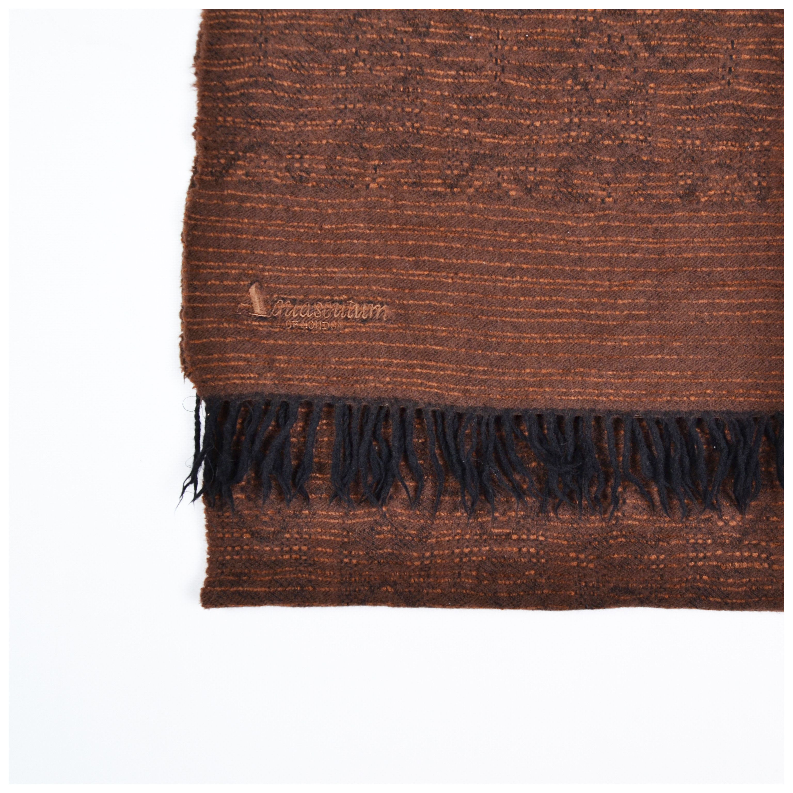 Aquascutum × Vintage Rare! Vintage Aquascutum Wool Scarf With Embroidered Logo Size ONE SIZE - 1 Thumbnail
