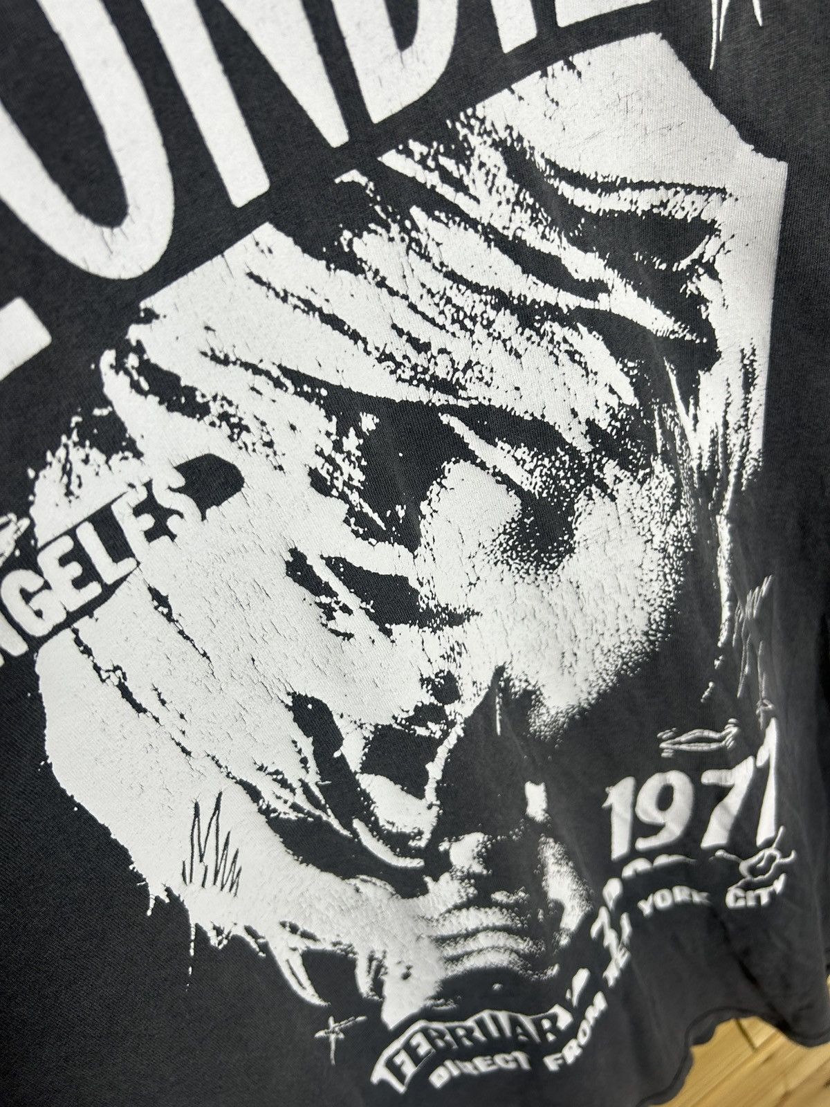 Band Tees Blondie 1977 tour oversized t shirt Size US L / EU 52-54 / 3 - 4 Thumbnail