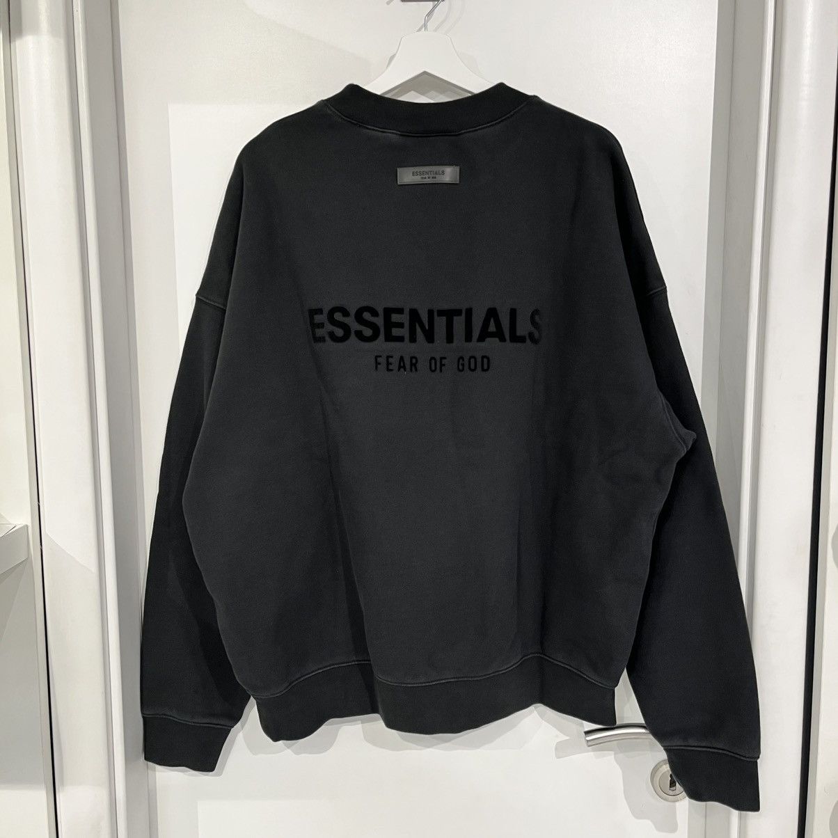 Essentials × Fear of God Fear Of God Essentials Crewneck Black Size US XL / EU 56 / 4 - 2 Thumbnail