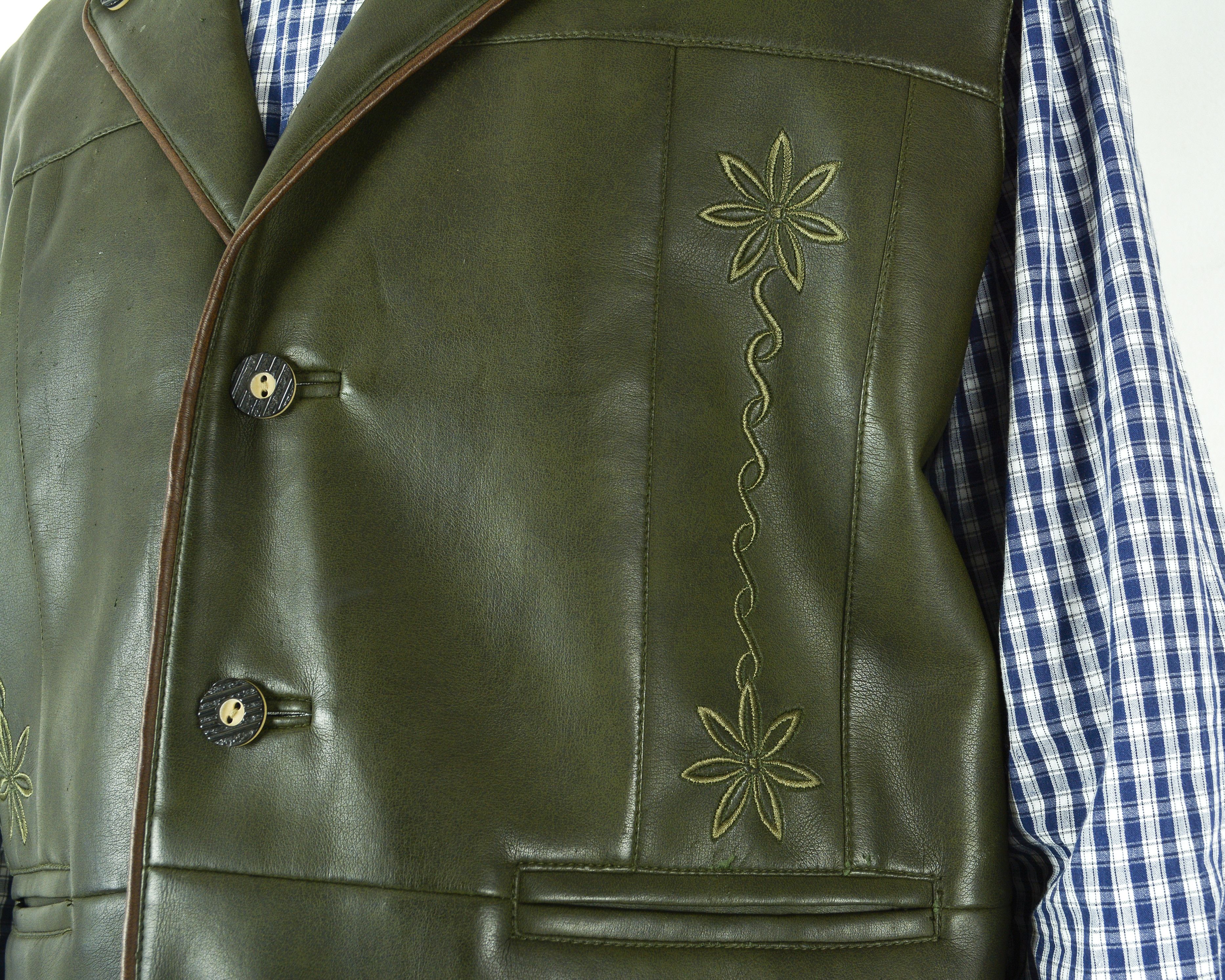 Vintage Genius L Faux Leather Waistcoat Gilet Vest Trachten Jager Size US L / EU 52-54 / 3 - 4 Thumbnail