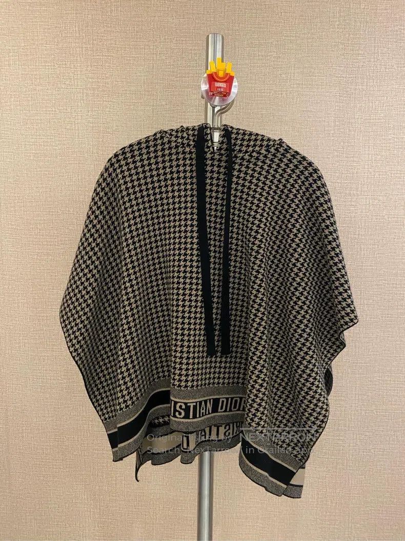 Dior Dior Cashmere Blended Bird Grid Letter Logo Shawl Cloak Co Size XXS / US 00 / IT 34 - 2 Thumbnail