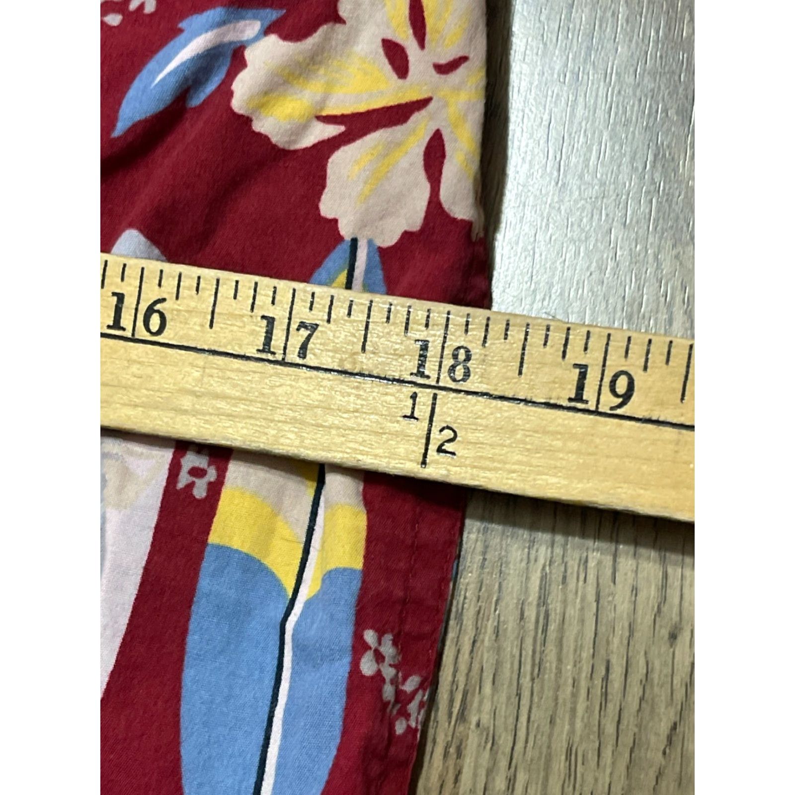 Old Navy Old Navy Shirt Men's Size 14 Red Hawaiian Button Up Short Sleeve Size US S / EU 44-46 / 1 - 5 Thumbnail