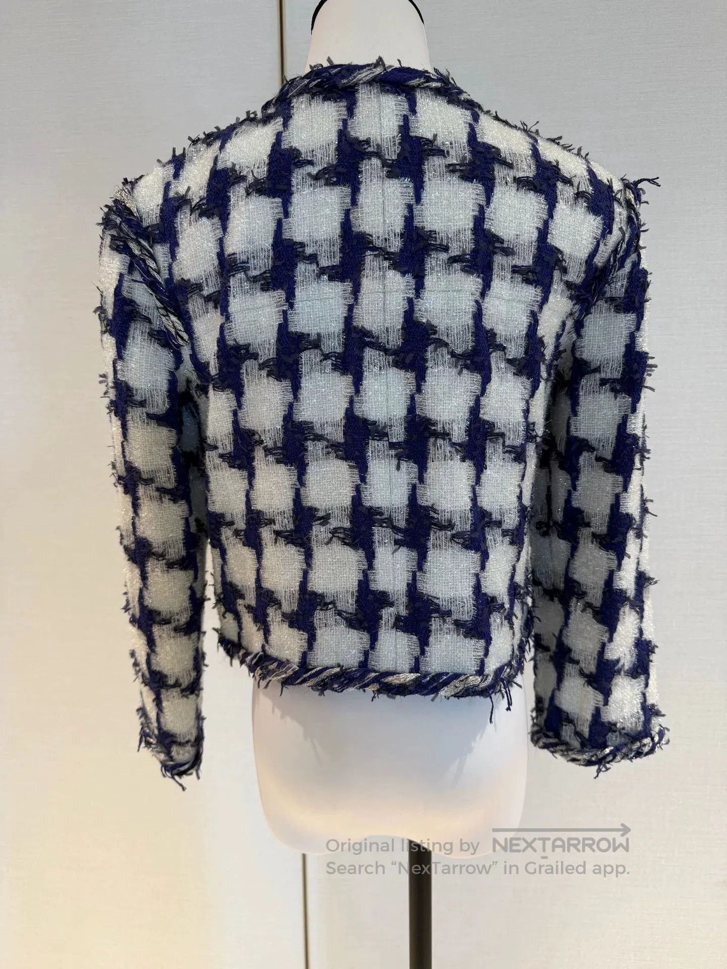 Chanel Chanel Blue White Tweed Jacket. Size US S / EU 44-46 / 1 - 2 Thumbnail