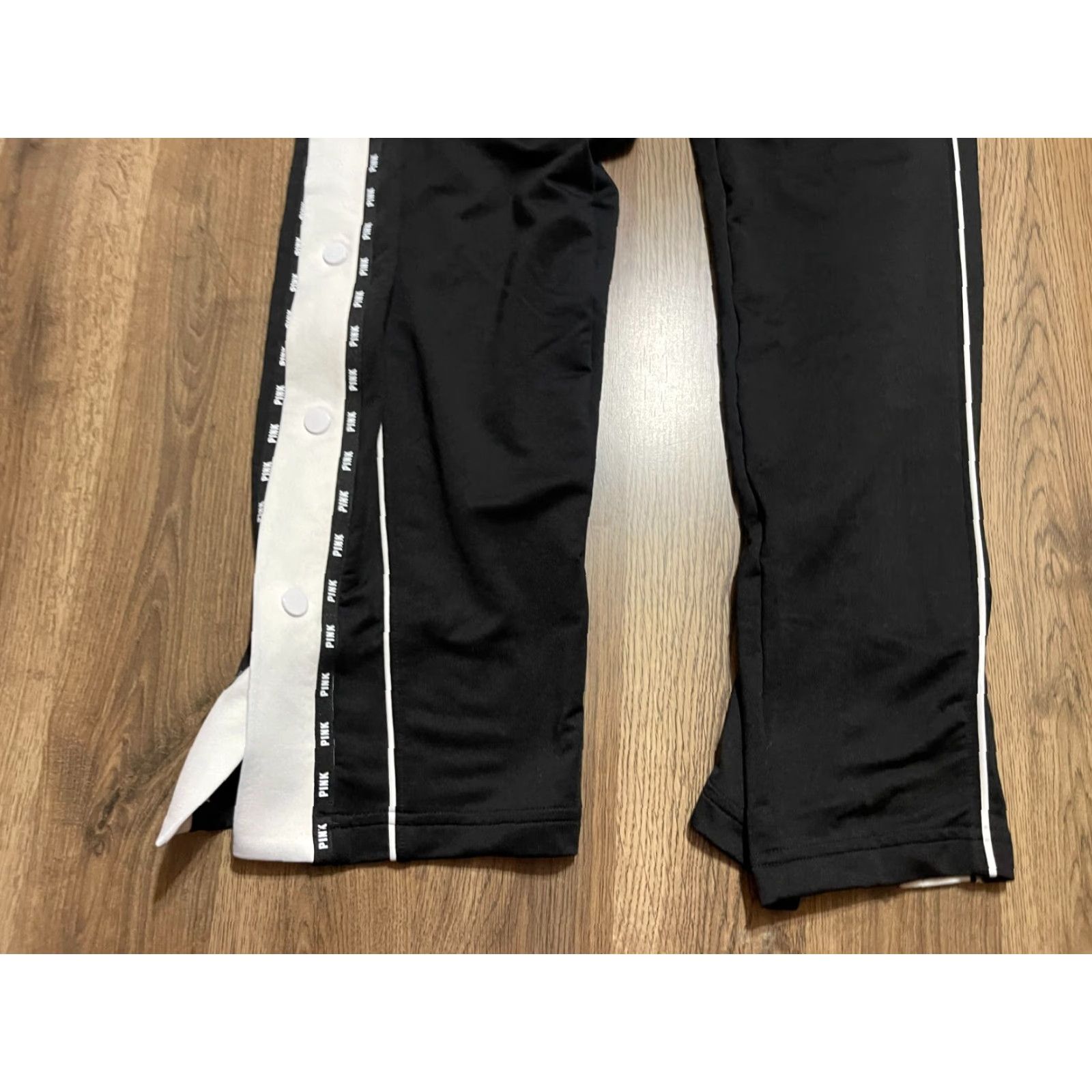 Victoria's Secret Victoria's Secret Pants Women's Size XS Black White Solid Sweatpants Pull On Size 26" / US 2 / IT 38 - 3 Thumbnail