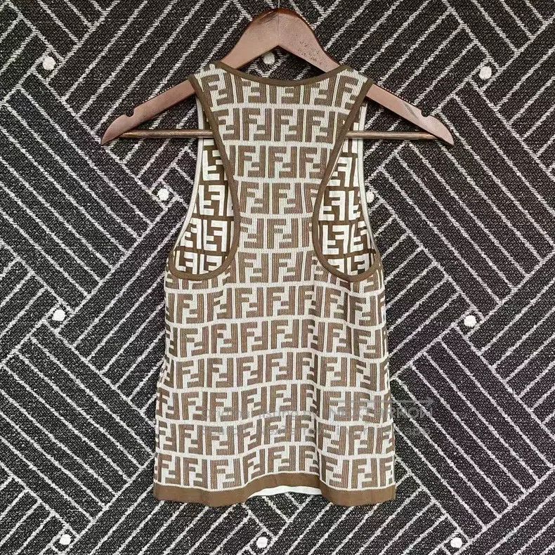 Fendi Fendi Logo letter jacquard round neck fitted vest/brown/co Size XXS / US 00 / IT 34 - 2 Thumbnail