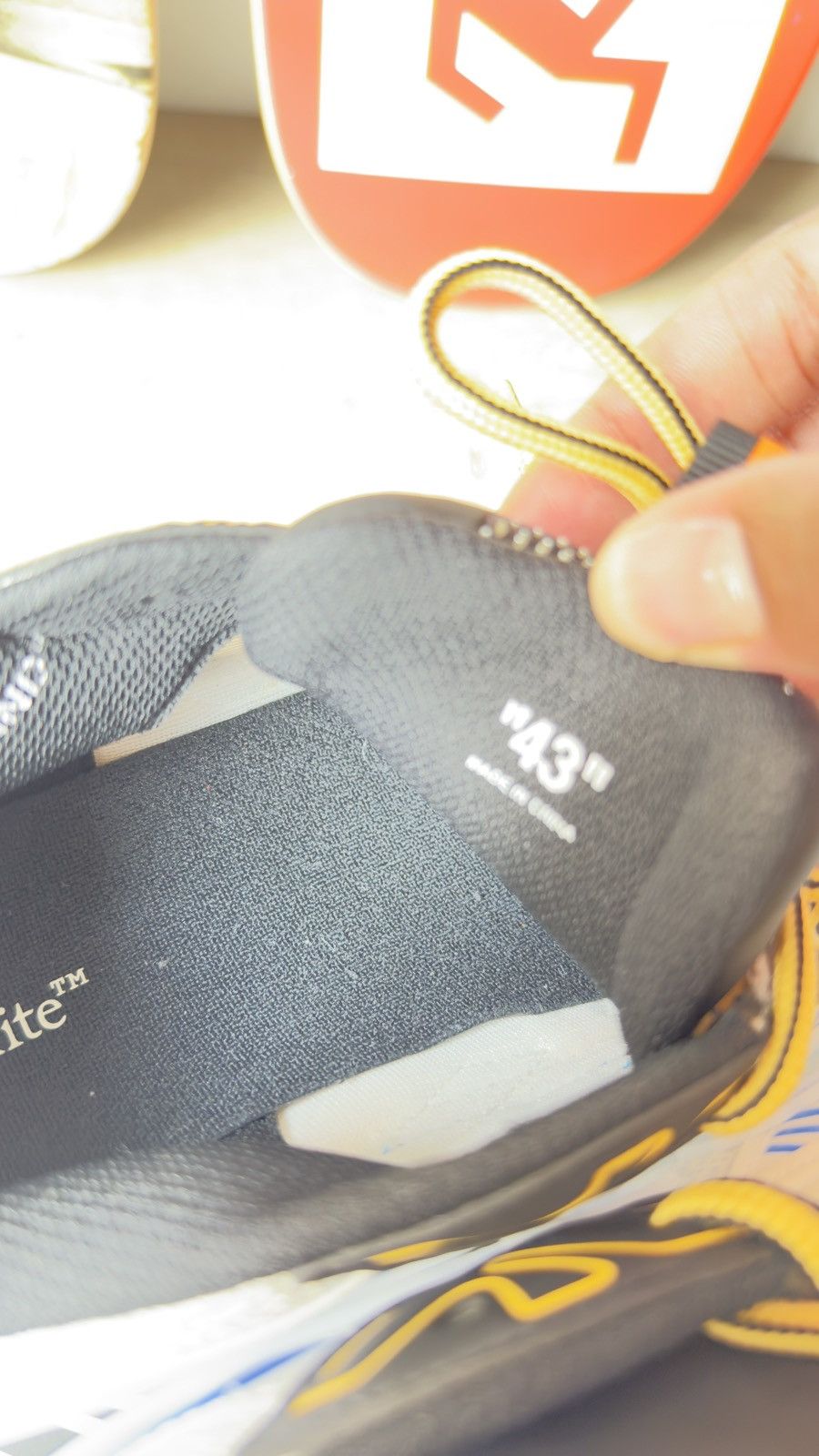 Off-White Be Right Back Sneaker Size US 10.5 / EU 43-44 - 7 Thumbnail