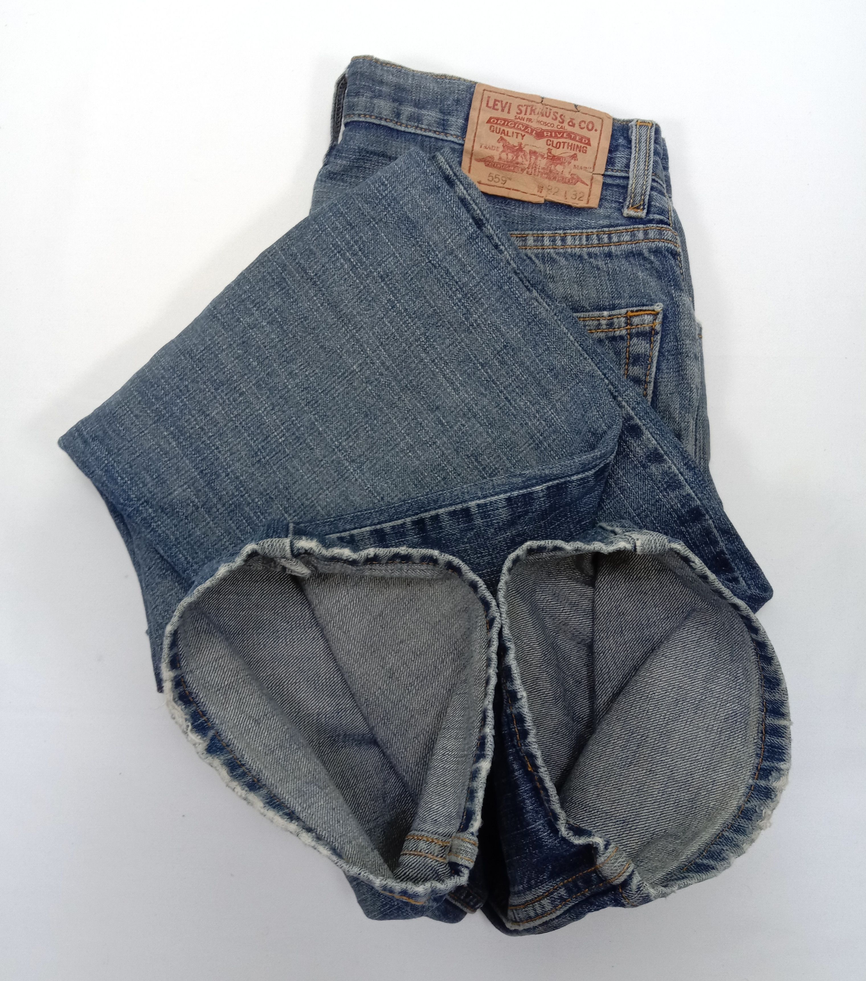 Levi's Vintage Levi's 559 Jeans Relaxed Straight Distressed Denim Size US 32 / EU 48 - 14 Thumbnail