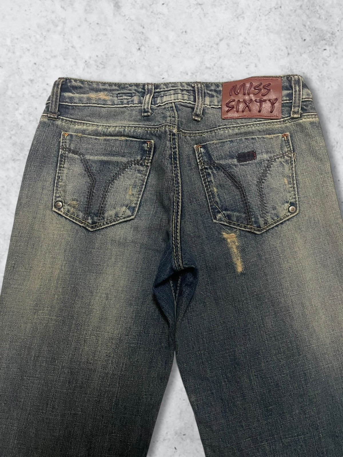 Miss Sixty Vintage Miss Sixty Sand Wash Ripped Italian Designer Jeans Size 28" / US 6 / IT 42 - 7 Thumbnail