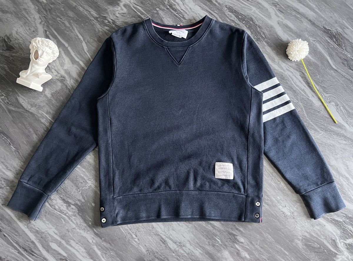 Thom Browne Thom Browne : Long Sleeve Side Stripe Button Ups Size US M / EU 48-50 / 2 - 3 Thumbnail