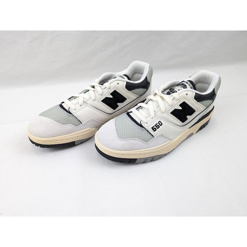New Balance o1rshd1 550 Low-Top Sneakers in White/Black Size US 10 / EU 43 - 16 Thumbnail