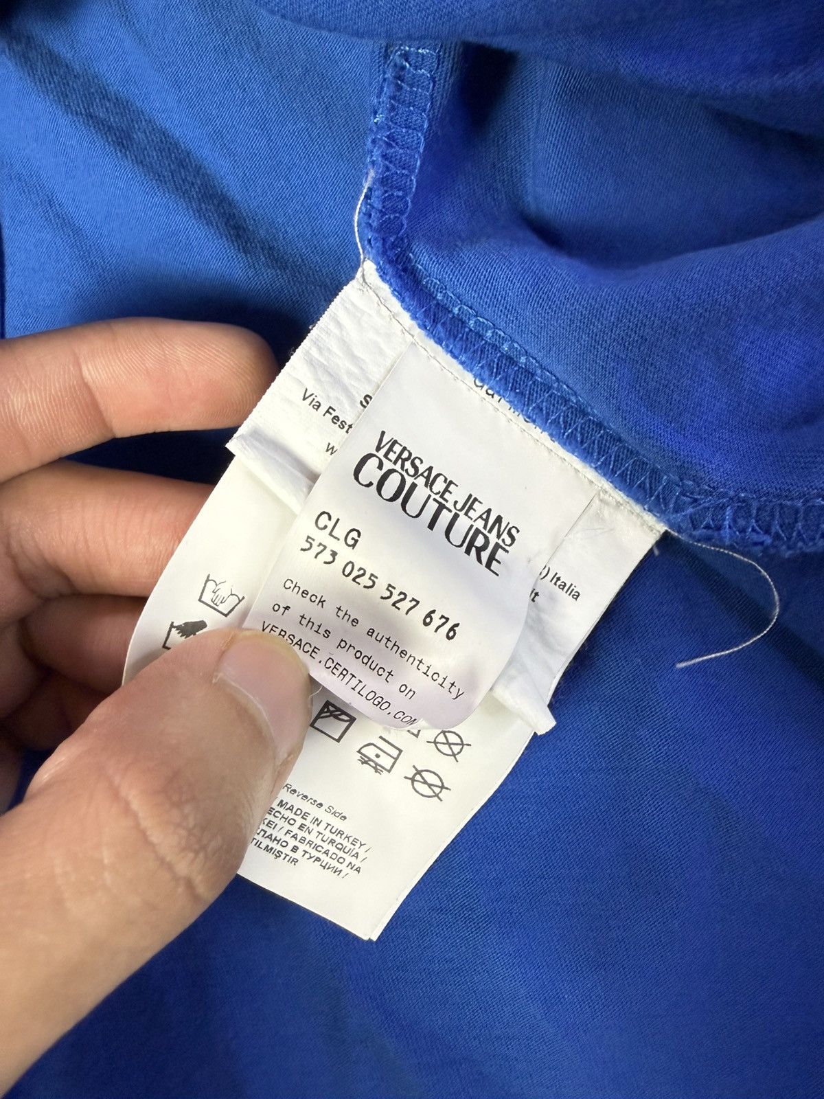 Versace VERSACE JEANS COUTURE Box Logo Graphic Tee Sz M Size US M / EU 48-50 / 2 - 6 Thumbnail