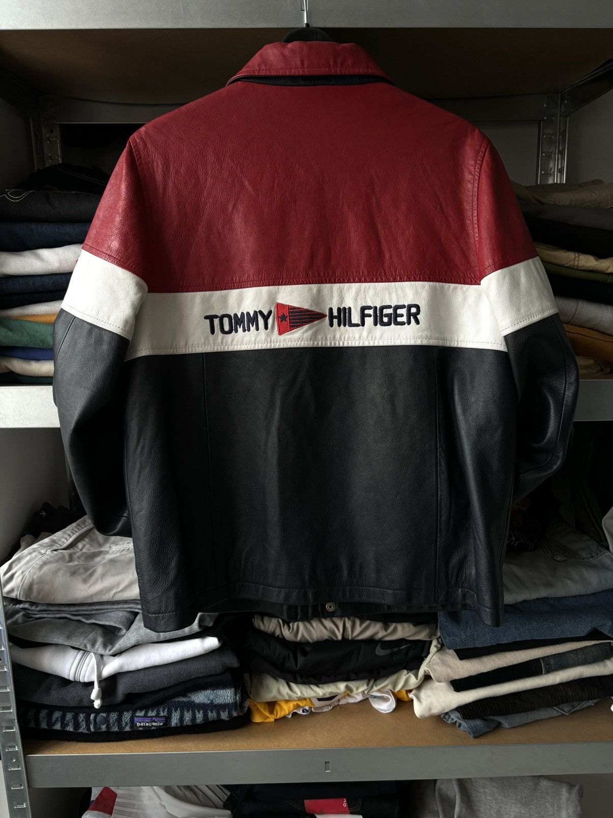 Tommy Hilfiger × Vintage Vintage Tommy Hilfiger Leather Jacket Size XS / US 0-2 / IT 36-38 - 6 Thumbnail