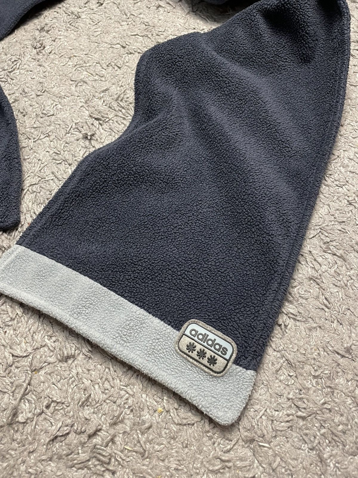 Adidas Vintage Adidas Small Logo Teddy fleece Scarf Size ONE SIZE - 2 Thumbnail