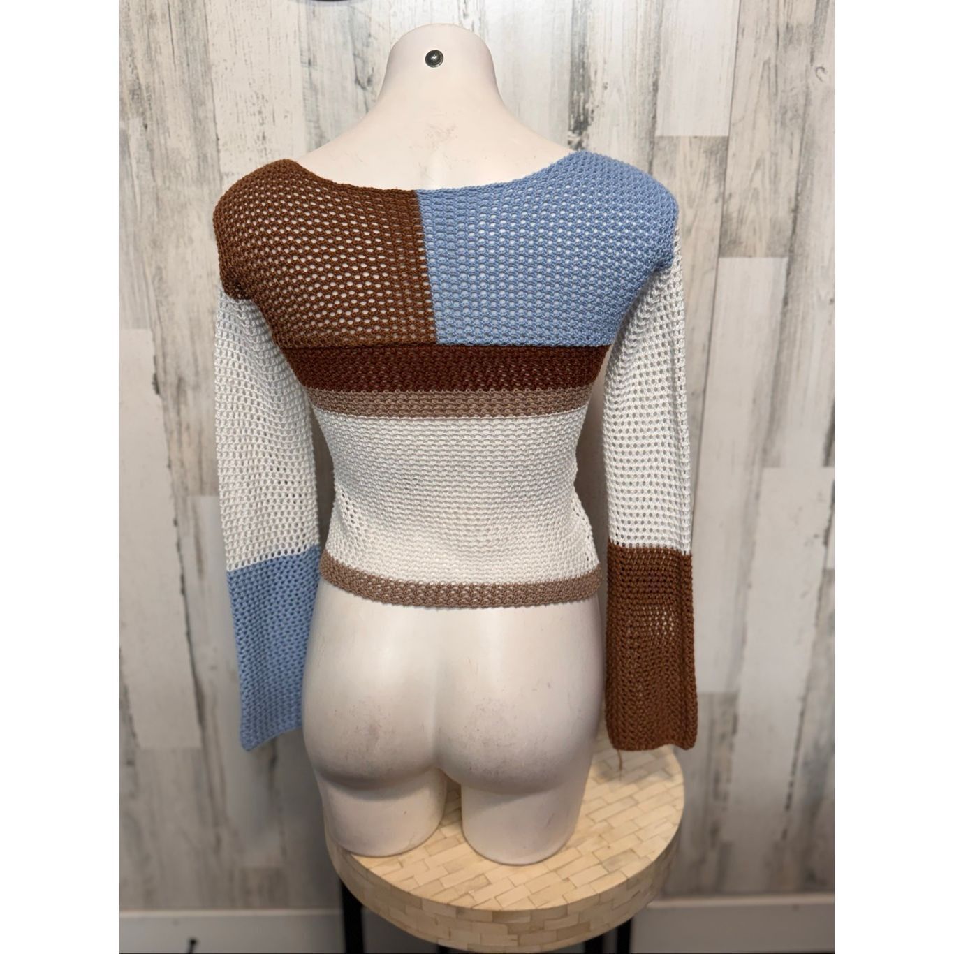 Other Colorblock Crochet Knit Top | Long Bell Sleeve Off Shoulder Size S / US 4 / IT 40 - 6 Thumbnail