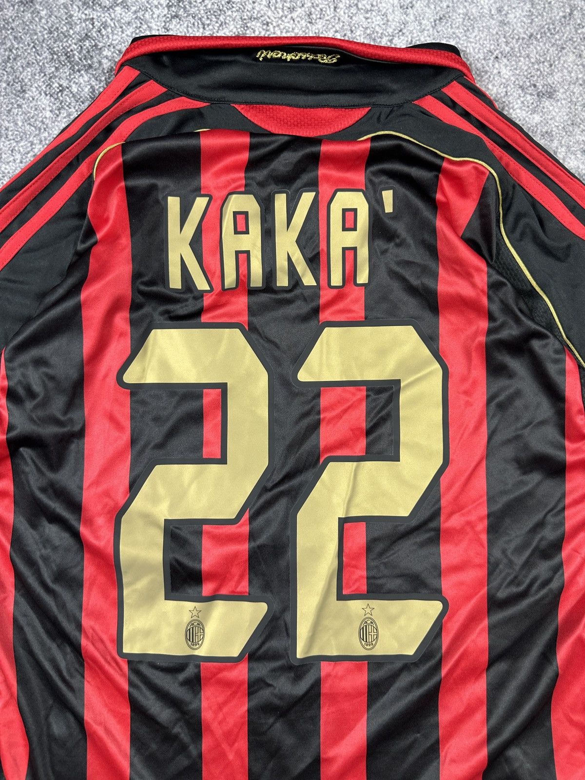 Vintage Vintage Adidas Milan 06/07 Kaka 22 Soccer Jersey VTg Style S Size US S / EU 44-46 / 1 - 7 Thumbnail