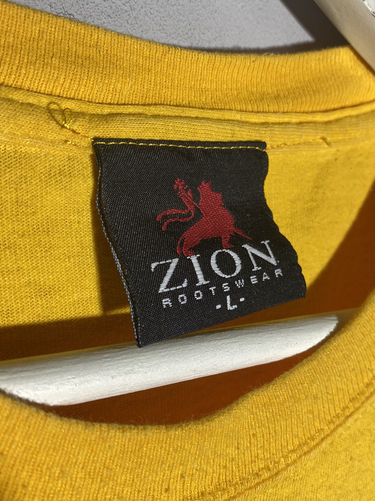 Band Tees × Bob Marley × Vintage Vintage Bob Marley Freedom Fighter 2004 Graphic Print Shirt Size US L / EU 52-54 / 3 - 5 Thumbnail