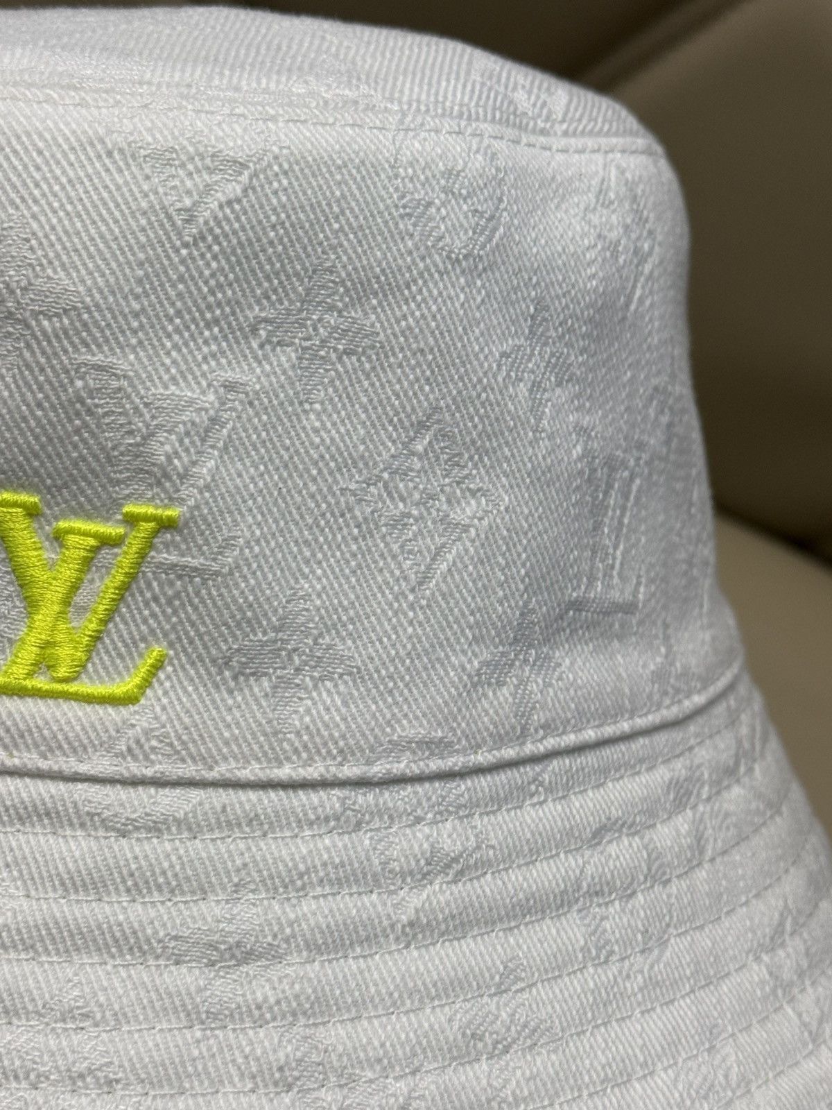Louis Vuitton LOUIS VUITTON TAIGARAMA BUCKET / F HAT DOUBLE SIDED WEARABLE Size ONE SIZE - 18 Thumbnail