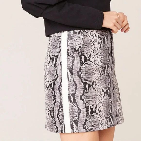 BB Dakota Python The Prowl Snake Print Faux Leather Skirt NWT Size 32" / US 10 / IT 46 - 7 Thumbnail