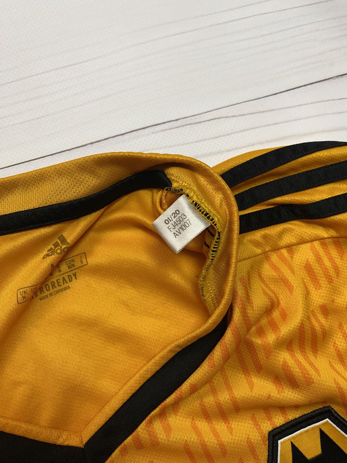 Adidas Adidas Wolverhampton 2020/21 home football y2k t shirt Size US M / EU 48-50 / 2 - 4 Thumbnail