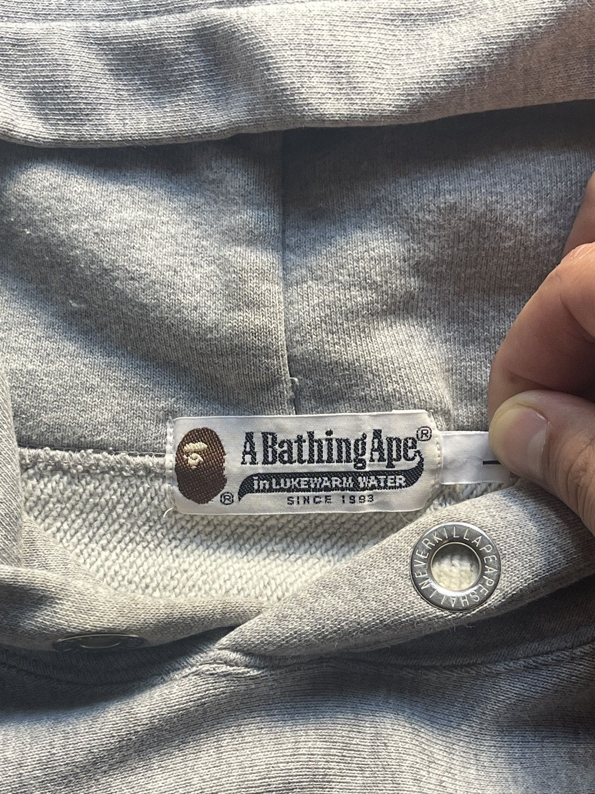 Bape A Bathing Ape multi logo hoodie Size US L / EU 52-54 / 3 - 5 Thumbnail
