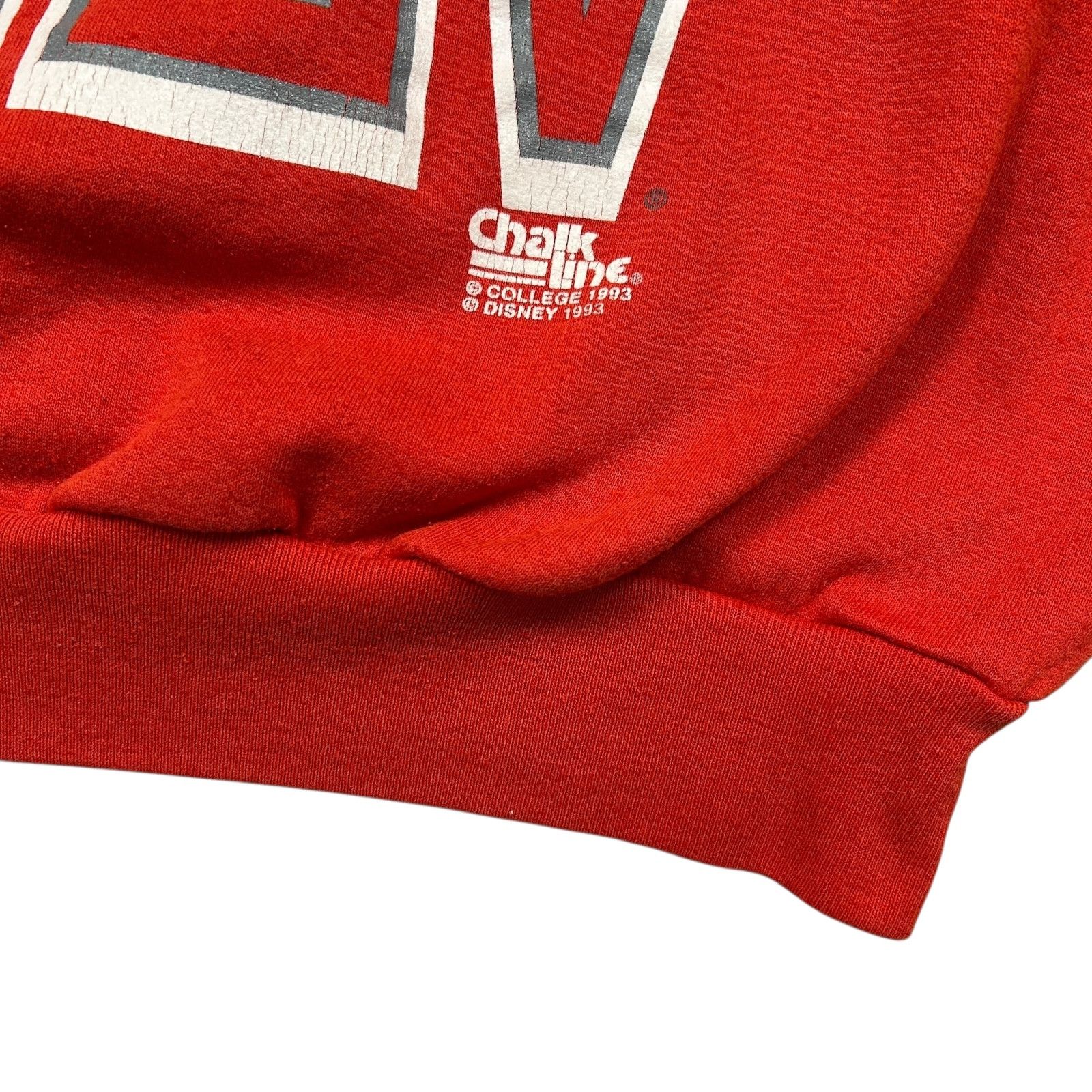 NCAA VTG UNLV REBELS DISNEY MICKEY 1993 CHALK LINE SWEATSHIRT Size US L / EU 52-54 / 3 - 4 Thumbnail