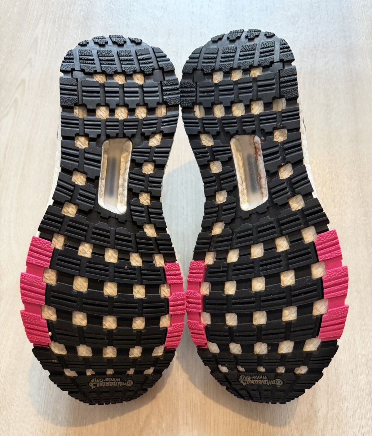 Adidas Adidas Ultra Boost Winter 'Black Power Berry' EG9803 Sz 7.5 Size US 7.5 / IT 37.5 - 8 Thumbnail