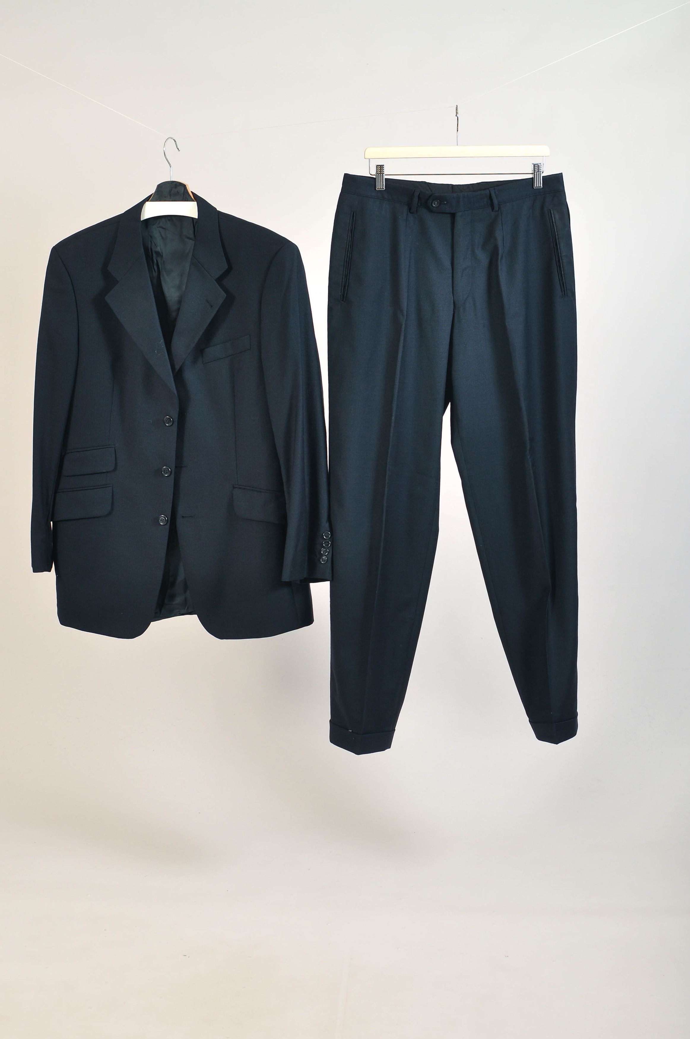 Loro Piana Vintage 90s unique Italian suit Size 42R - 1 Thumbnail