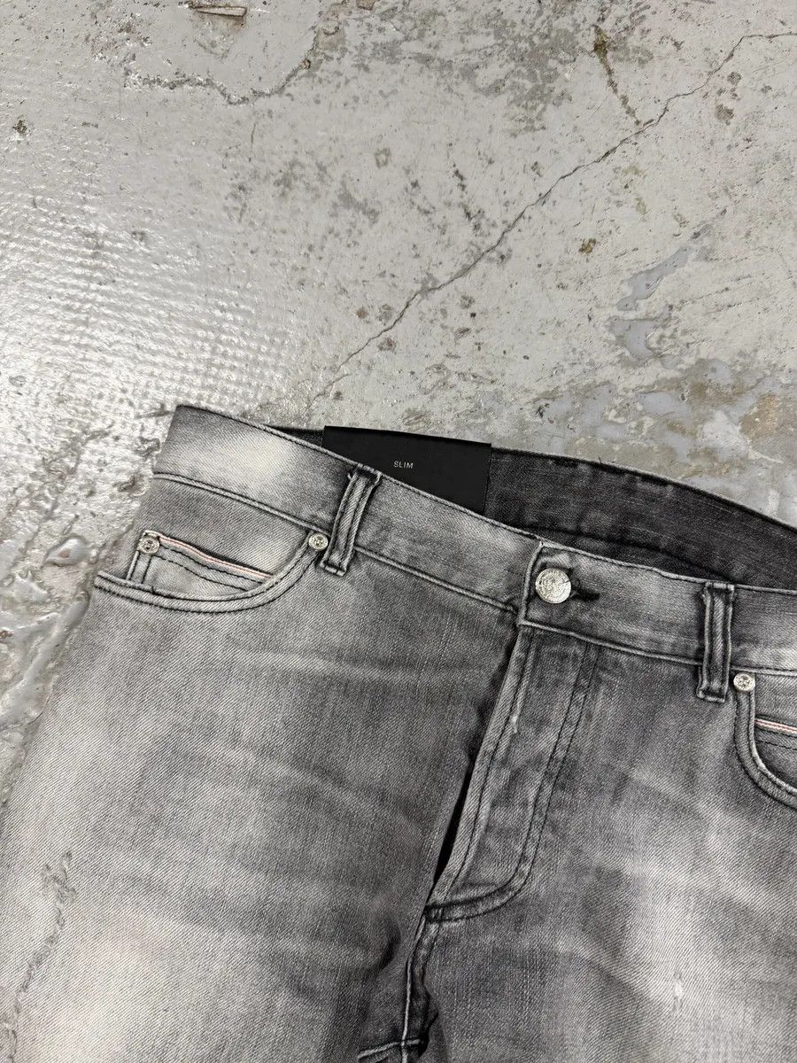 Balmain 2010s Balmain Grey Faded Destroyed Denim Slim Jeans Size US 30 / EU 46 - 10 Thumbnail
