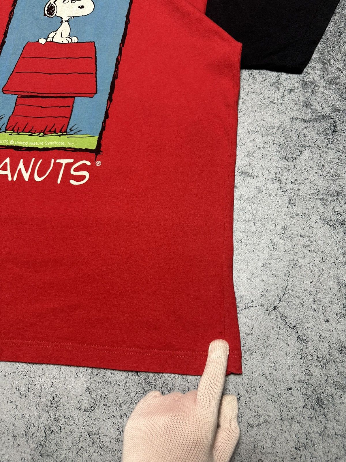 Peanuts Vintage Peanuts Snoopy Cartoon T-Shirt Size US L / EU 52-54 / 3 - 11 Thumbnail