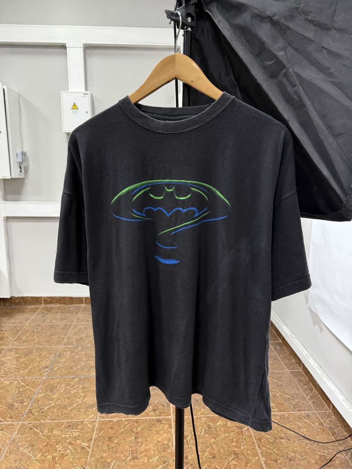 DC Comics 🇺🇸 Vintage 1995 Batman The Dark Knight Joker T-Shirt DC Comic Size US XL / EU 56 / 4 - 1 Thumbnail