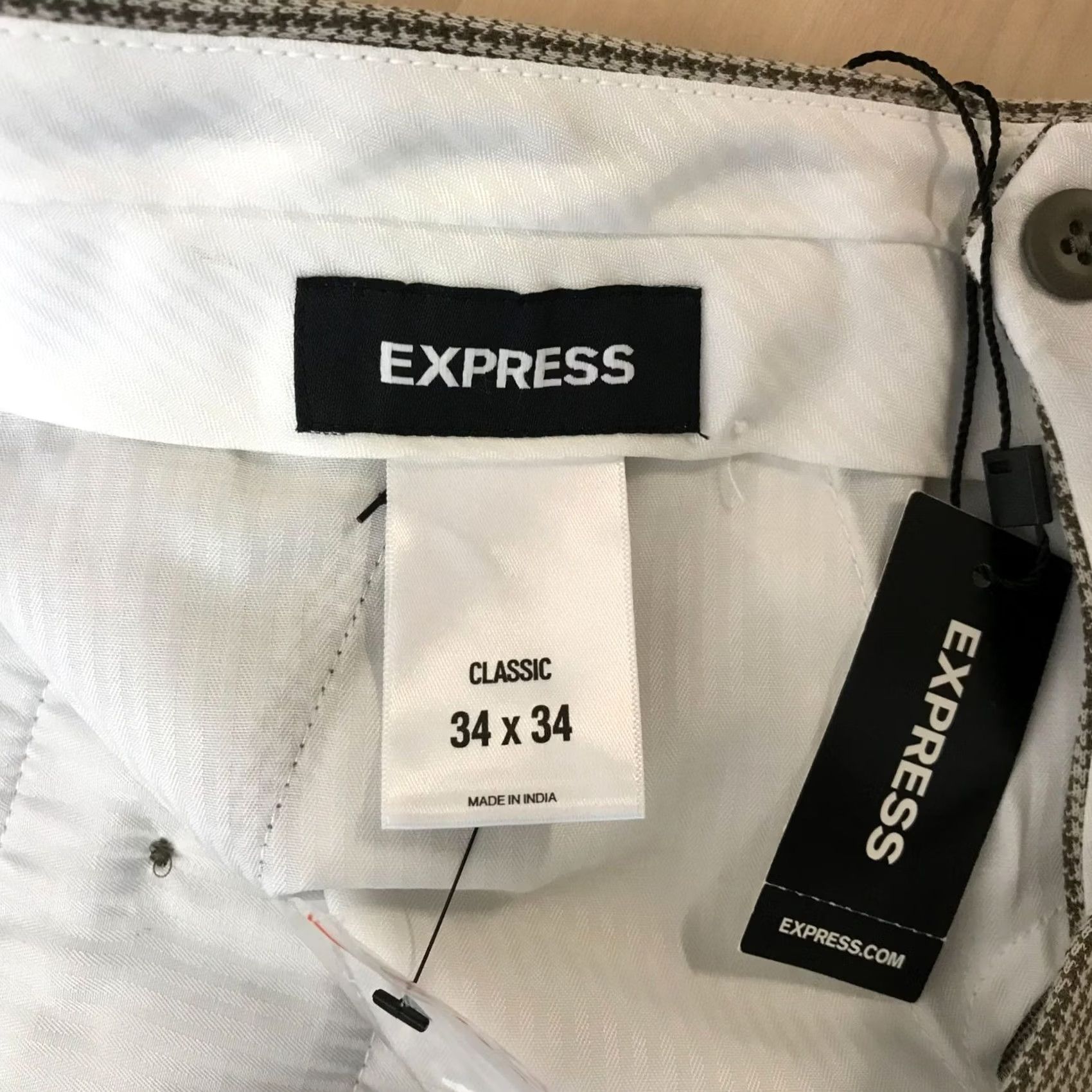 Express EXPRESS Men’s Pants - Dress Pants - 34 x 34 - Olive - Classic Fit Polyester Blend Slacks Size US 34 / EU 50 - 8 Thumbnail