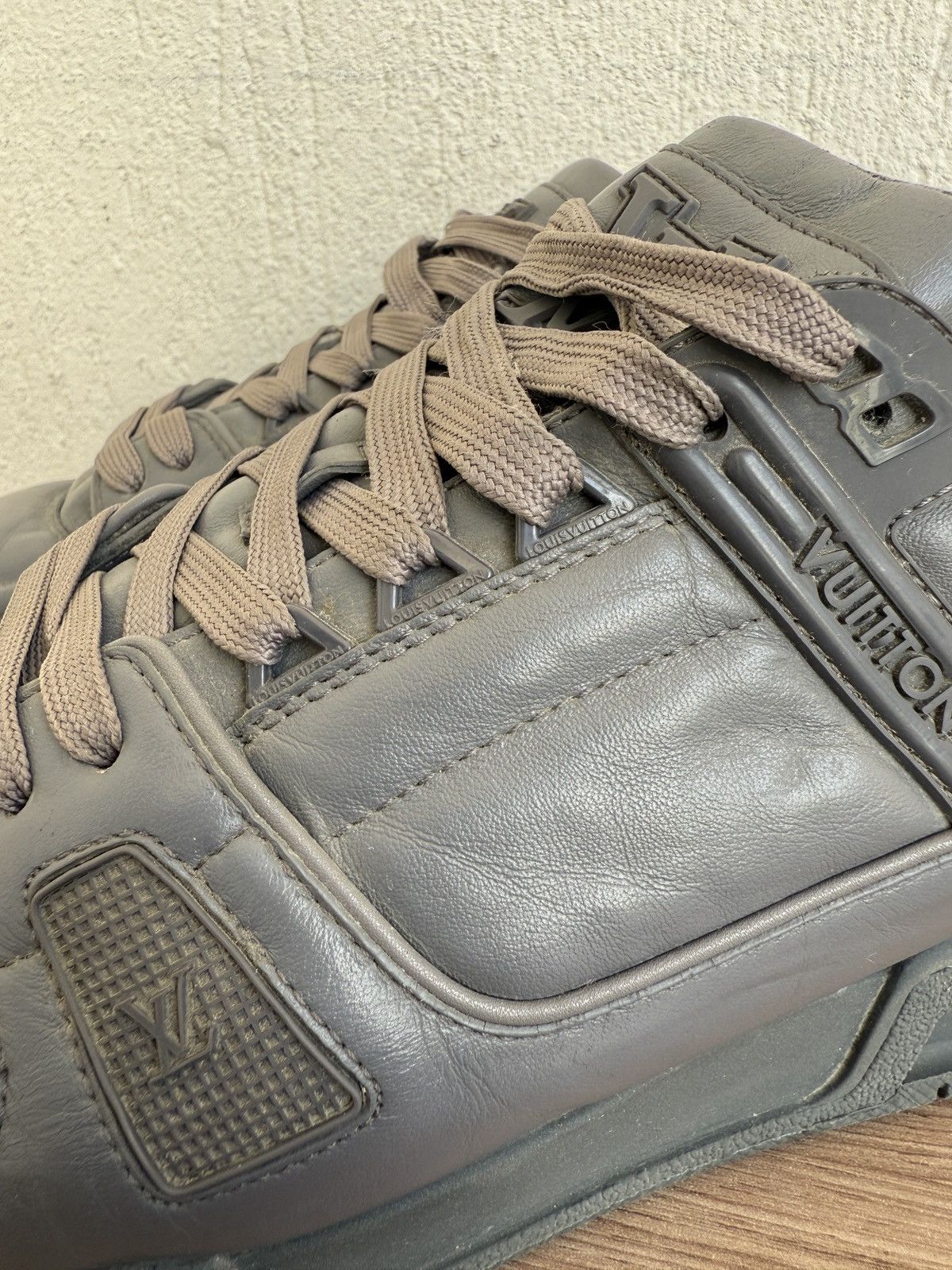 Louis Vuitton Puffy Lv trainers Size US 9 / EU 42 - 14 Thumbnail