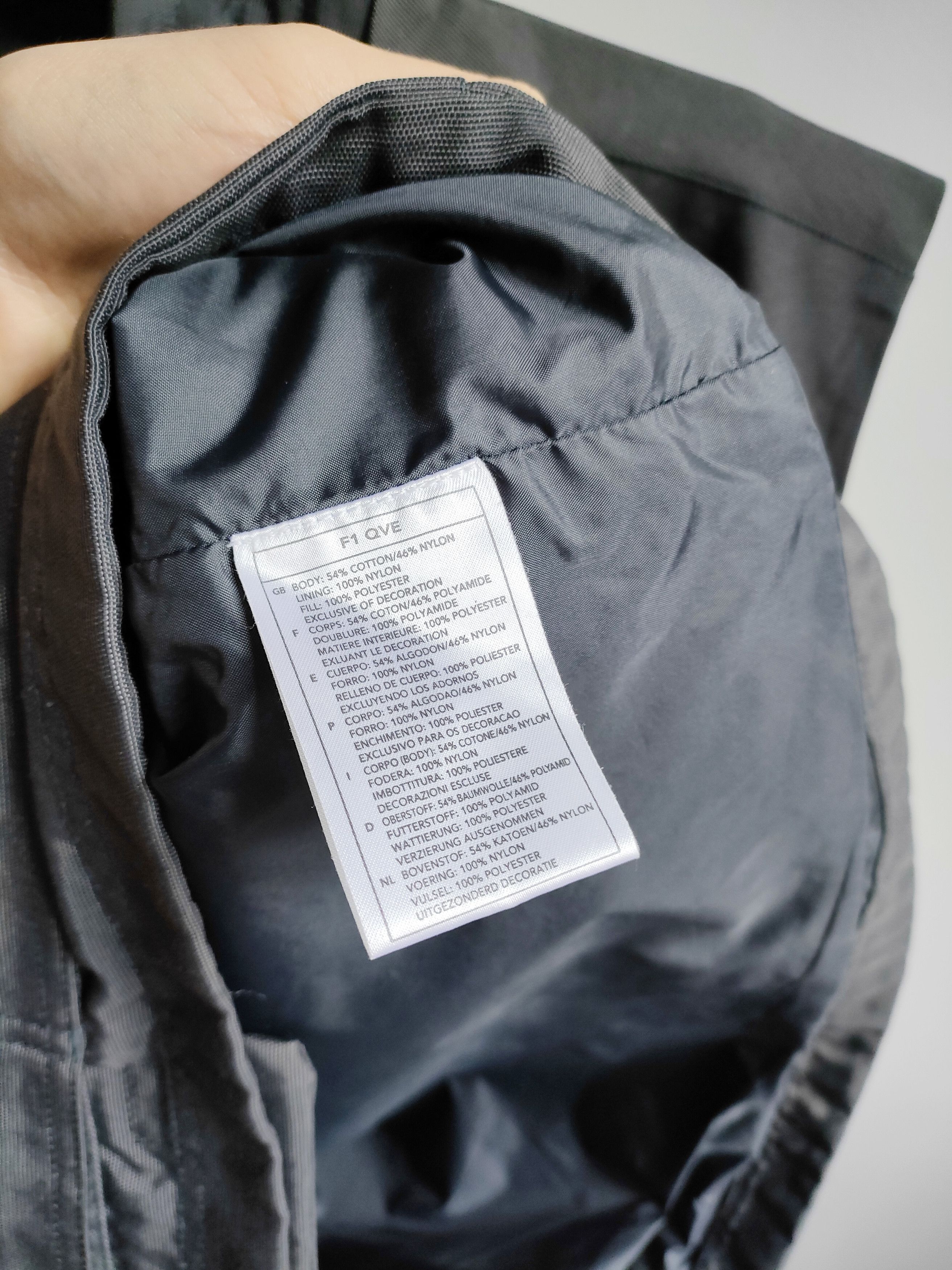 Nike 2000s Nike Morse Code Technical ‘Bulletproof’ Utility Vest Size US L / EU 52-54 / 3 - 6 Thumbnail