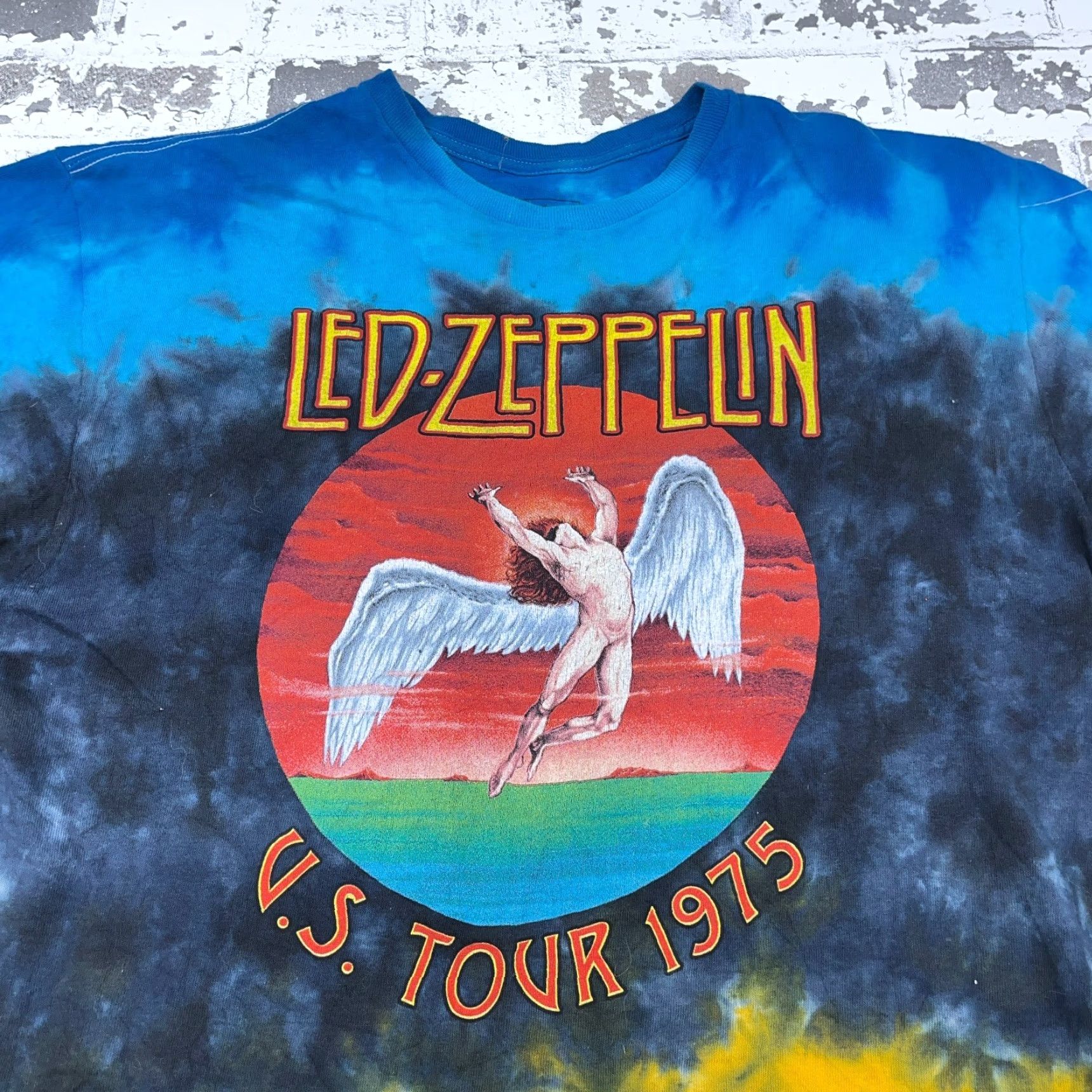 Rainbow Pink Floyd T-Shirt Men Large Multicolor Graphic Print Retro 90s Concert Logo Size US L / EU 52-54 / 3 - 4 Thumbnail