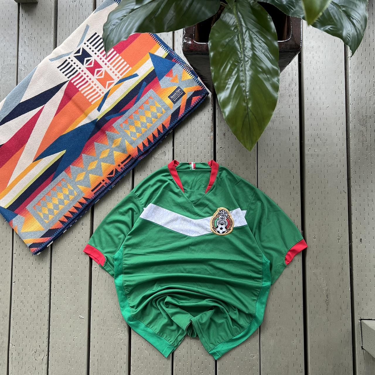 Vintage 2006 Team Mexico Soccer Jersey Seleccion Nacional De Mexico Size US L / EU 52-54 / 3 - 2 Thumbnail